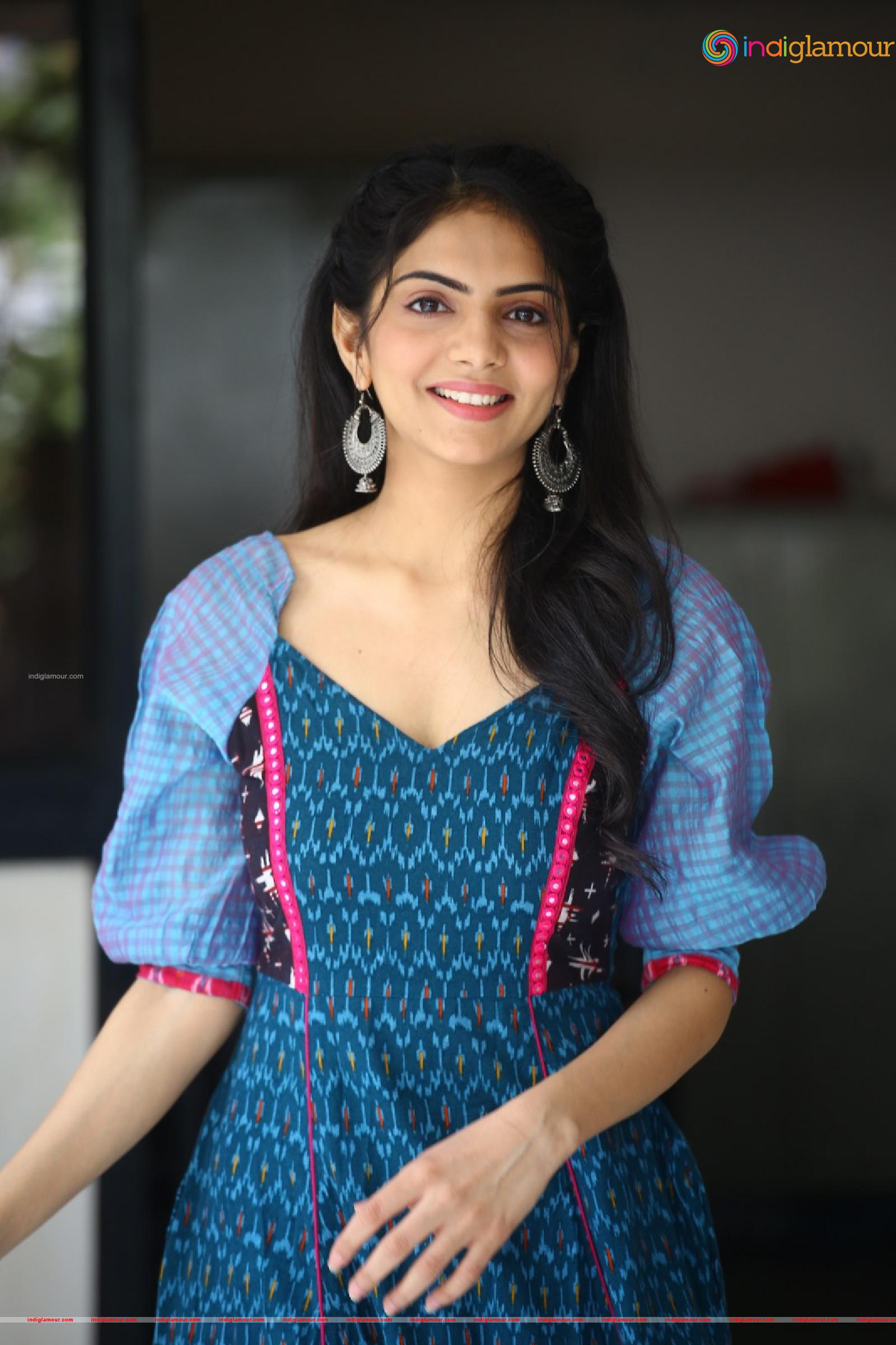 Misha Narang Actress hd photo