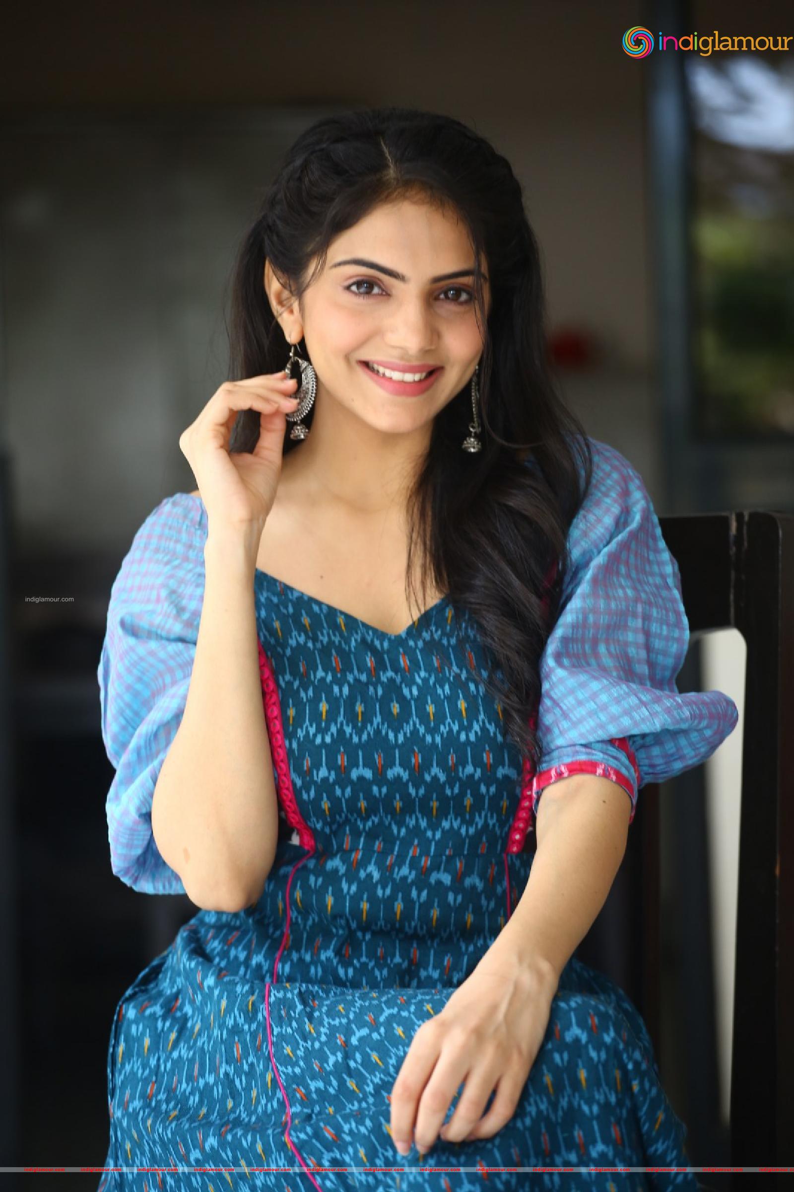 Misha Narang Actress hd photo
