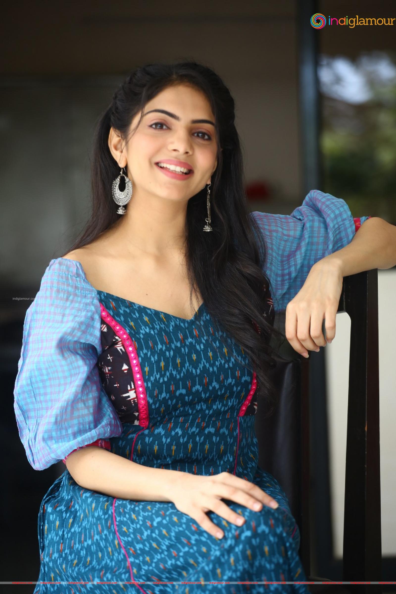 Misha Narang Actress hd photo
