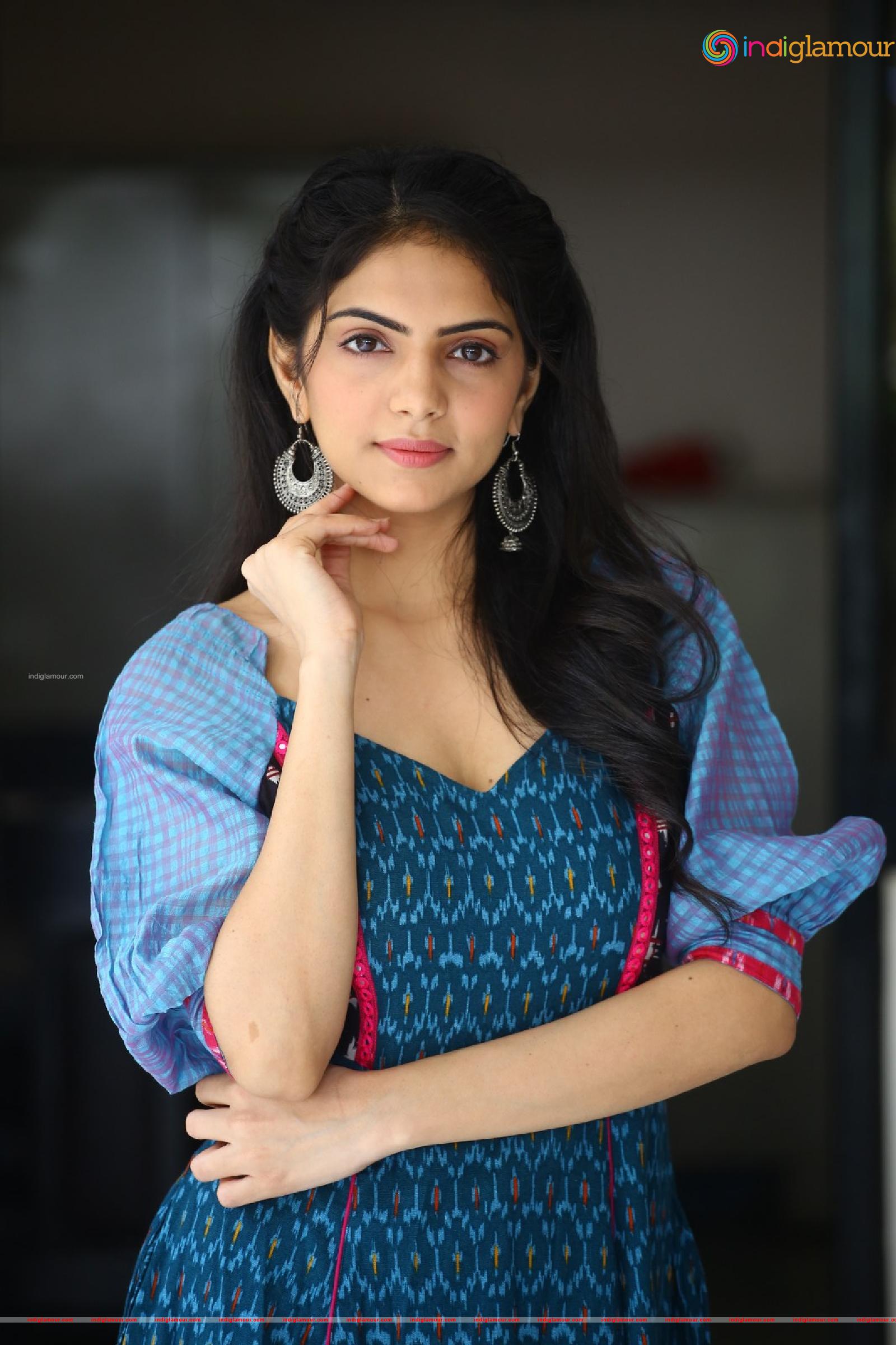 Misha Narang Actress hd photo