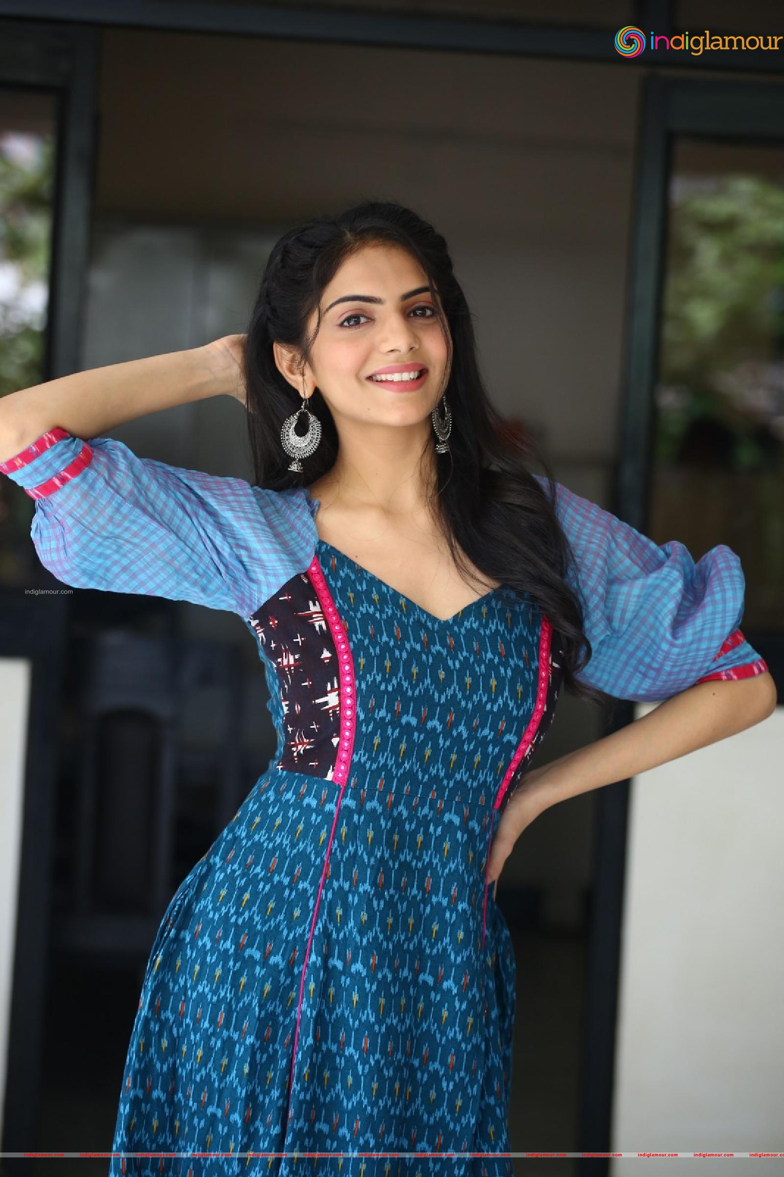 Misha Narang Actress hd photo