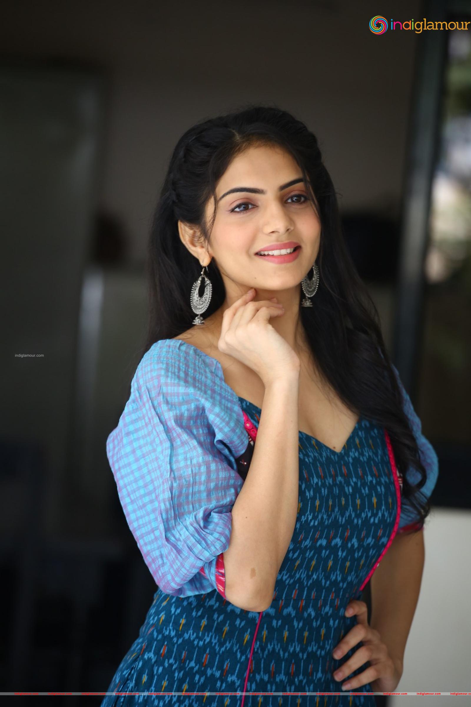 Misha Narang Actress hd photo
