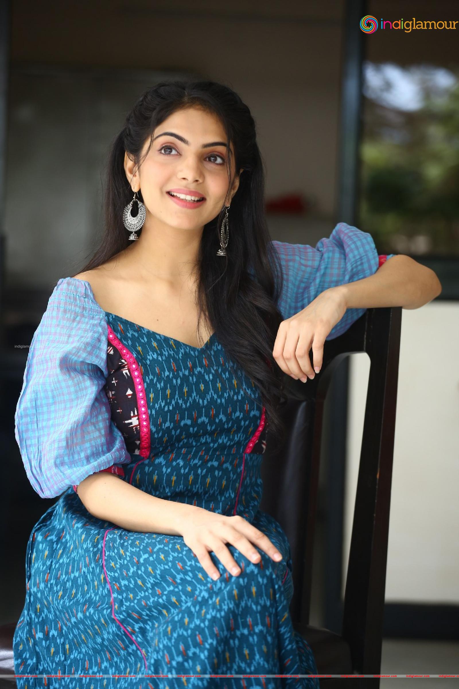 Misha Narang Actress hd photo