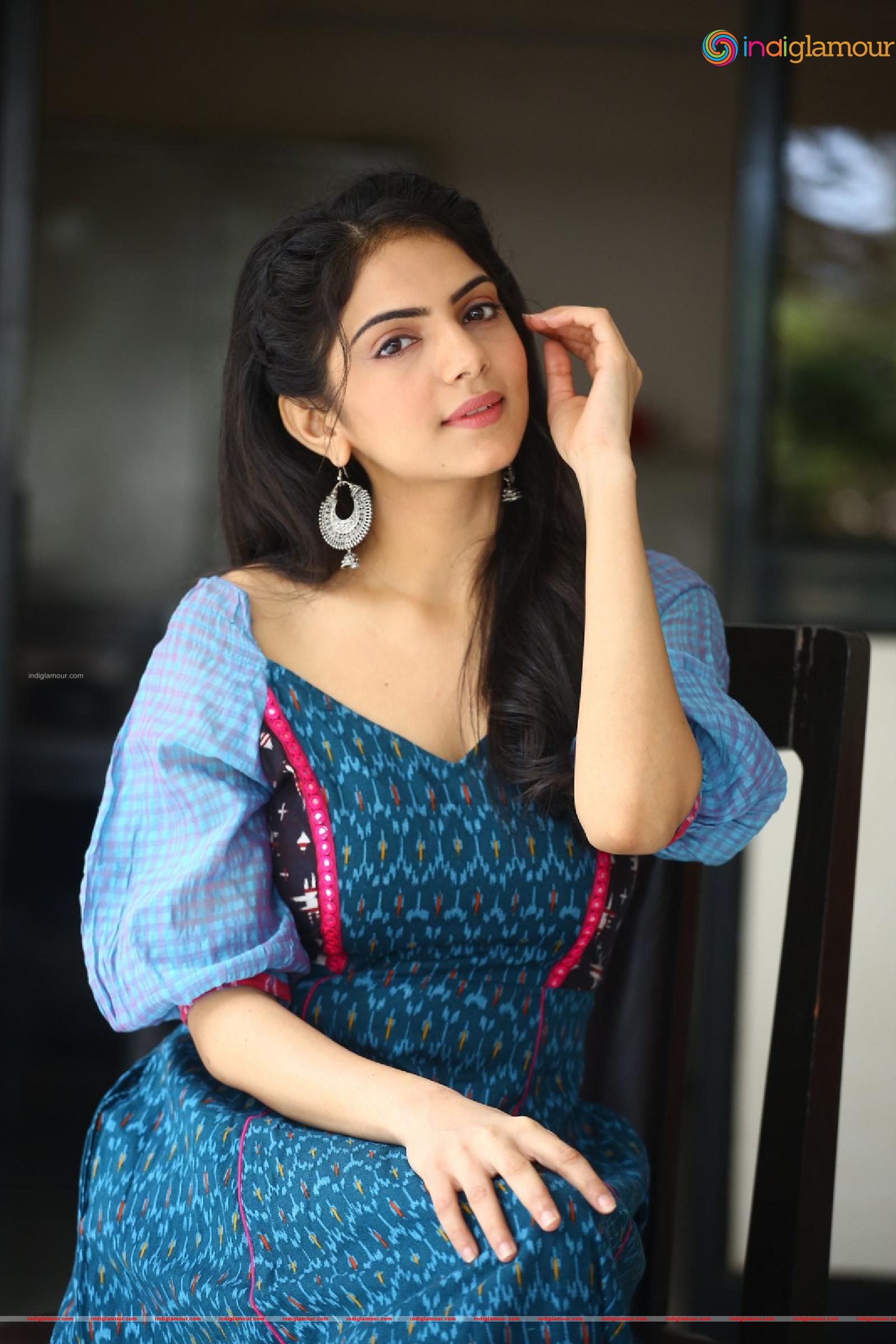 Misha Narang Actress hd photo