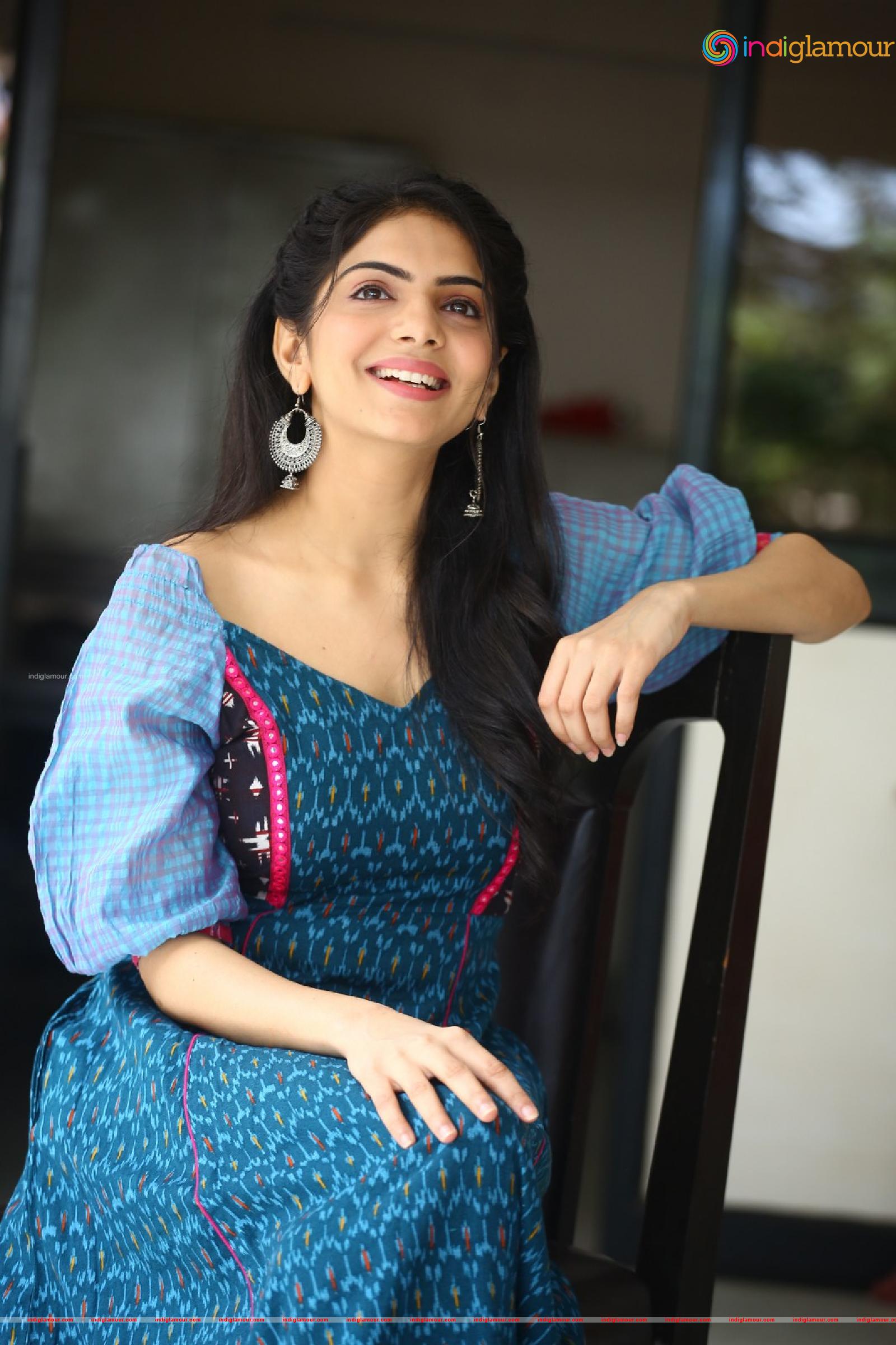 Misha Narang Actress hd photo
