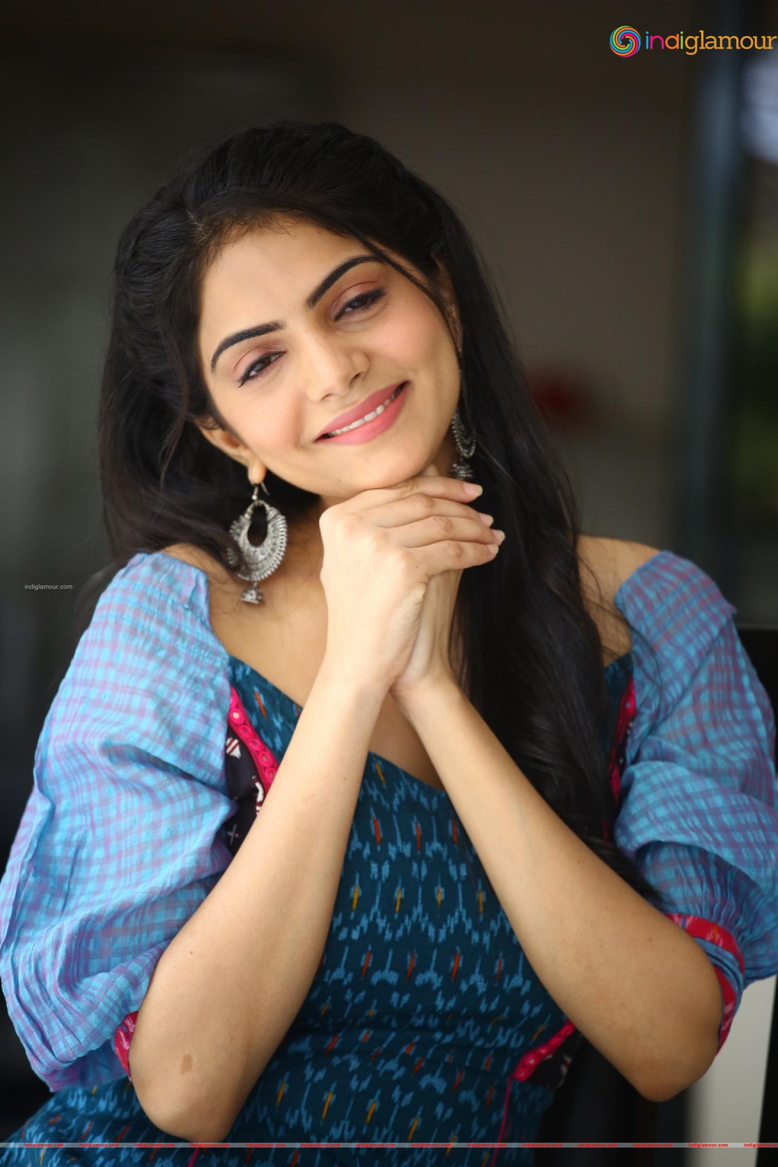 Misha Narang Actress hd photo
