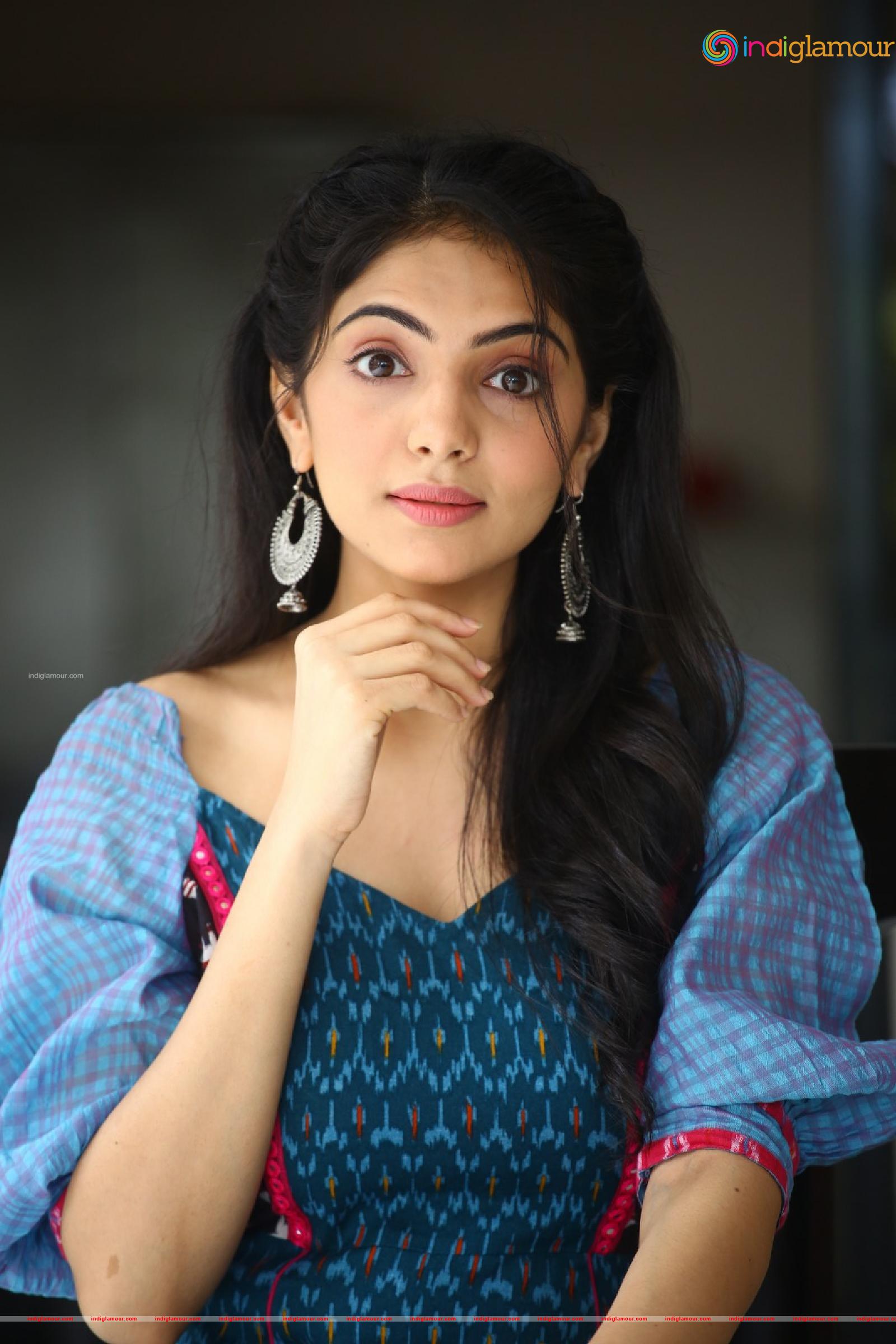 Misha Narang Actress hd photo