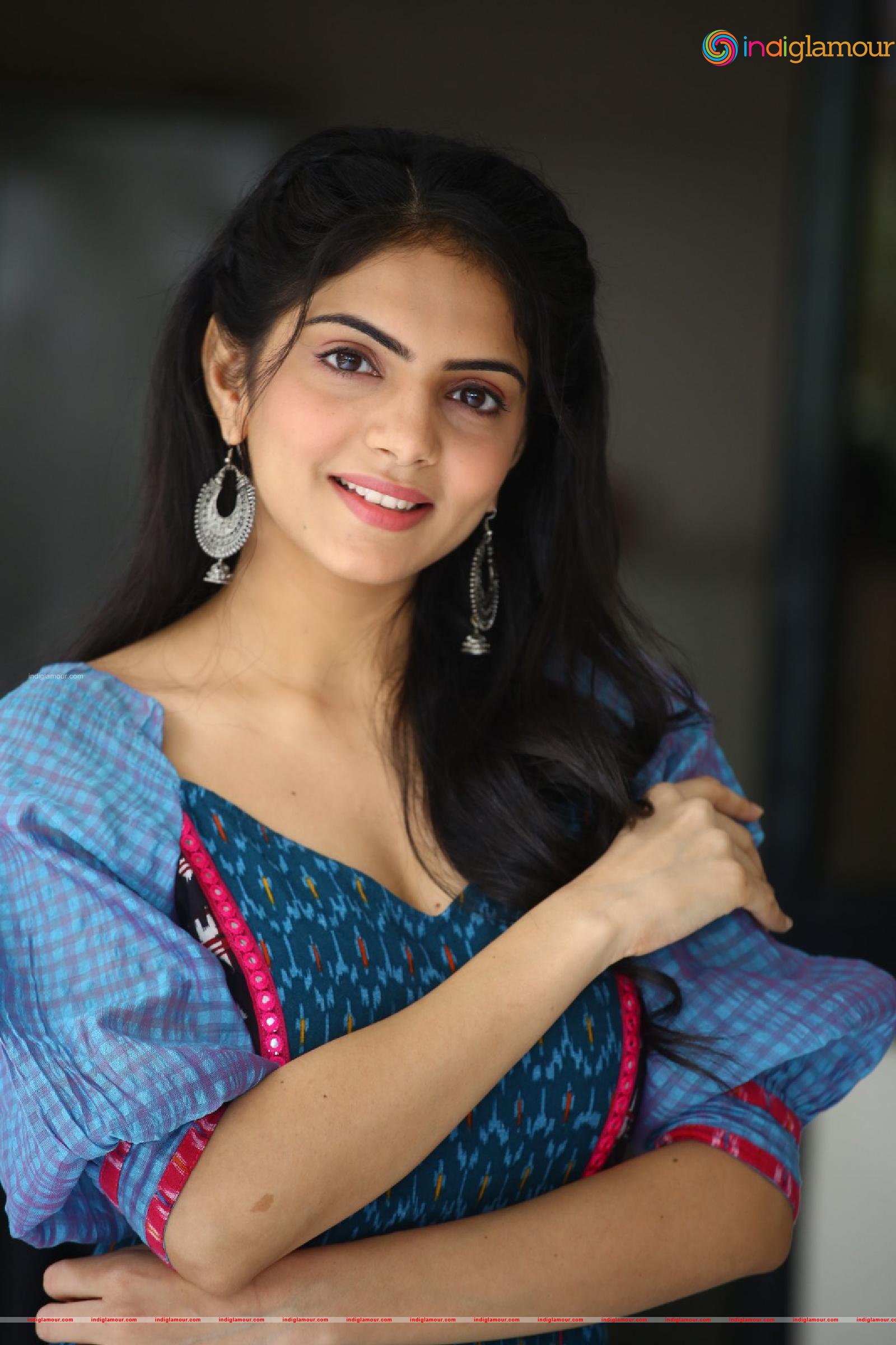 Misha Narang Actress hd photo
