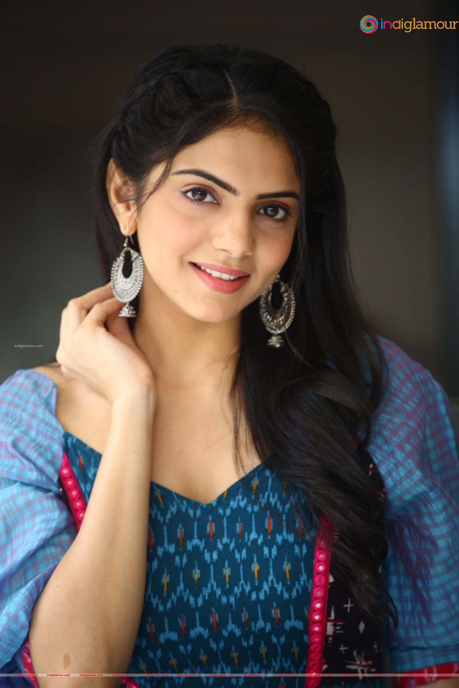 Misha Narang Actress hd photo