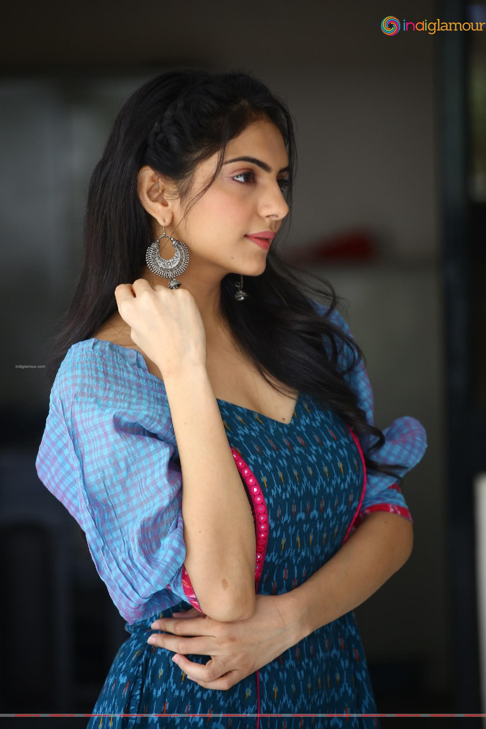 Misha Narang Actress hd photo