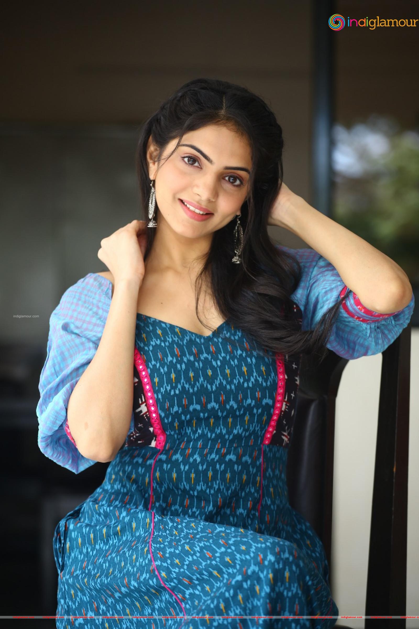 Misha Narang Actress hd photo