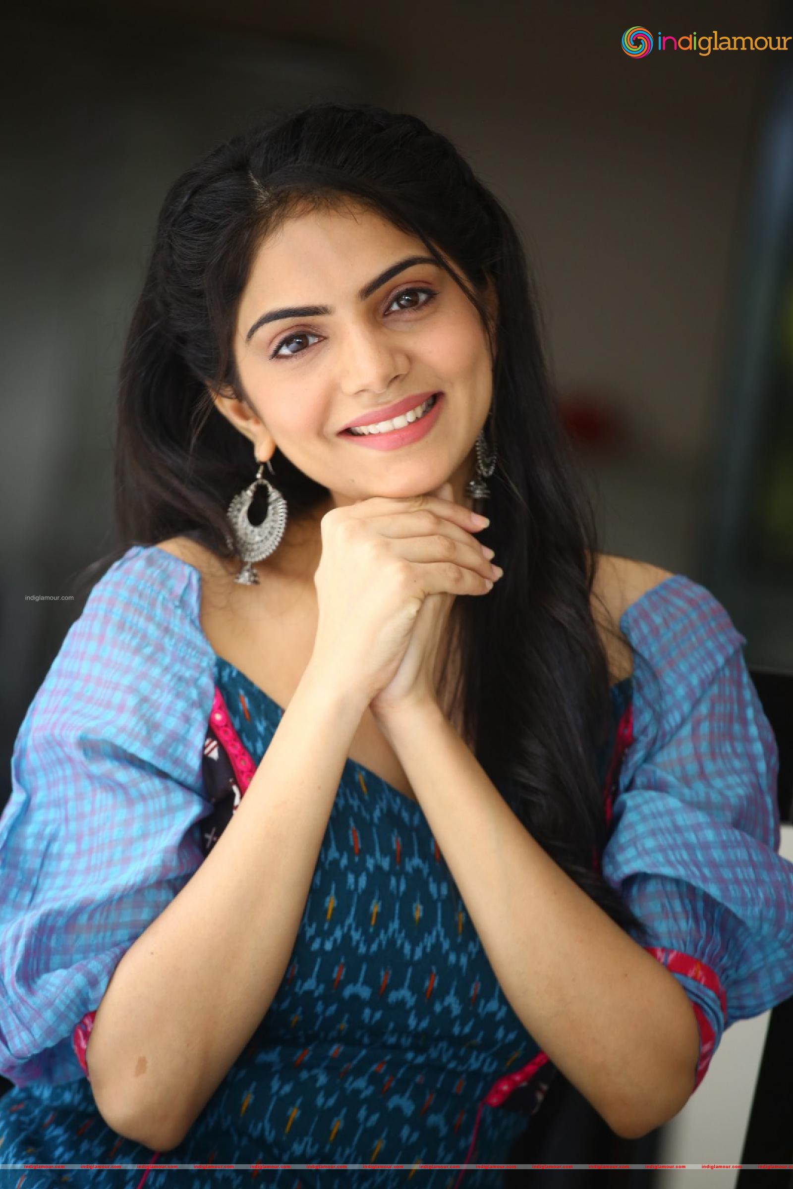 Misha Narang Actress hd photo