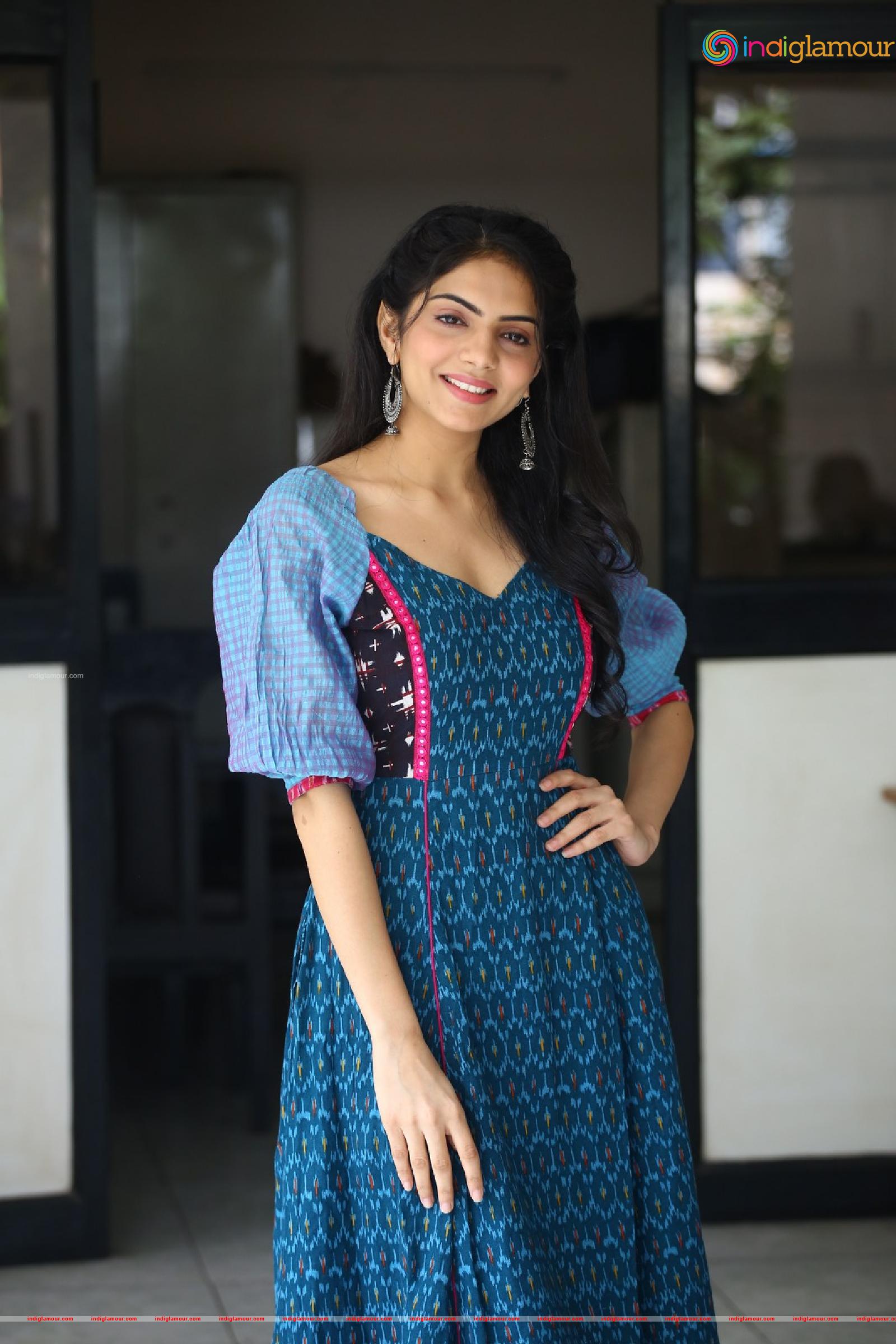 Misha Narang Actress hd photo