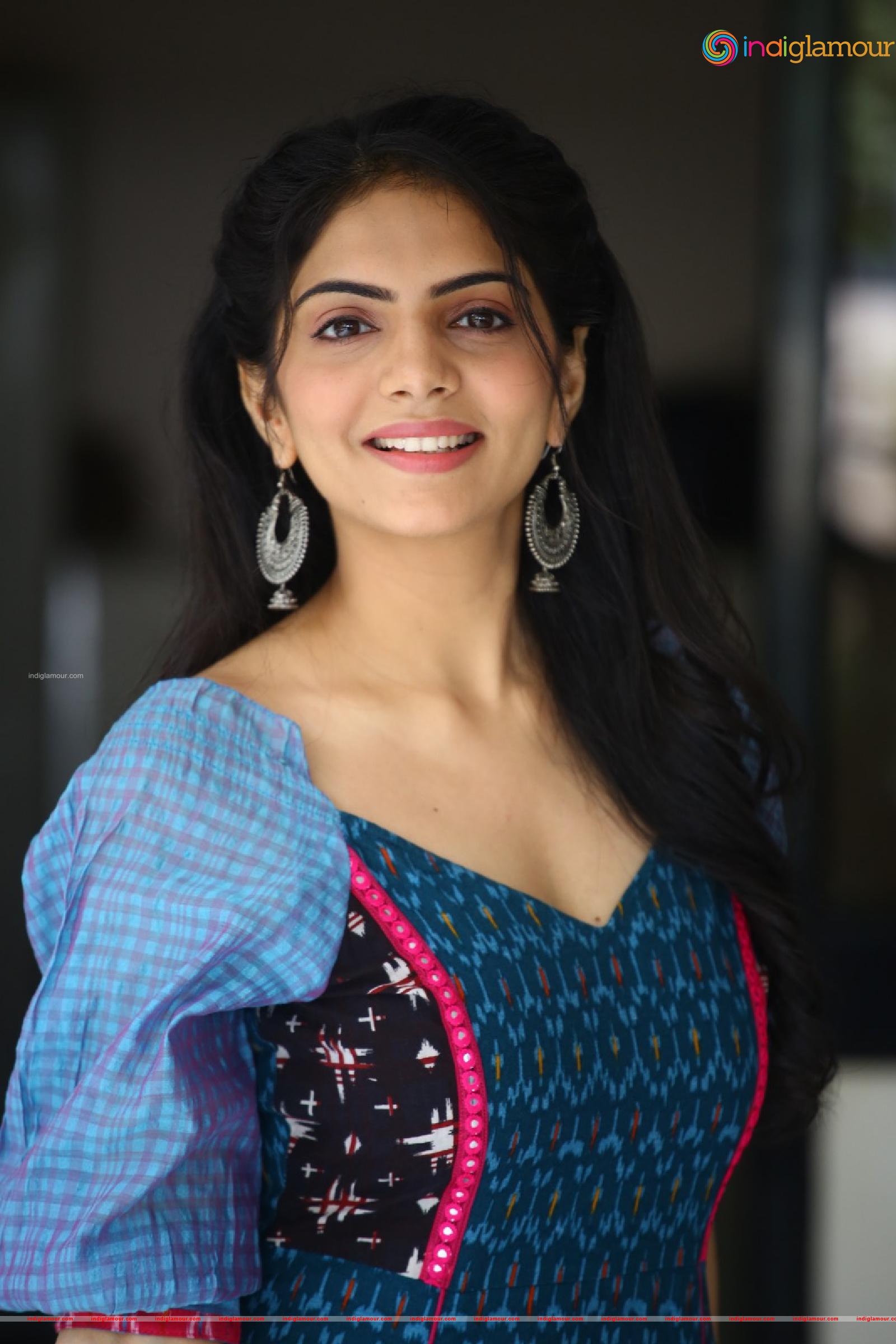 Misha Narang Actress hd photo