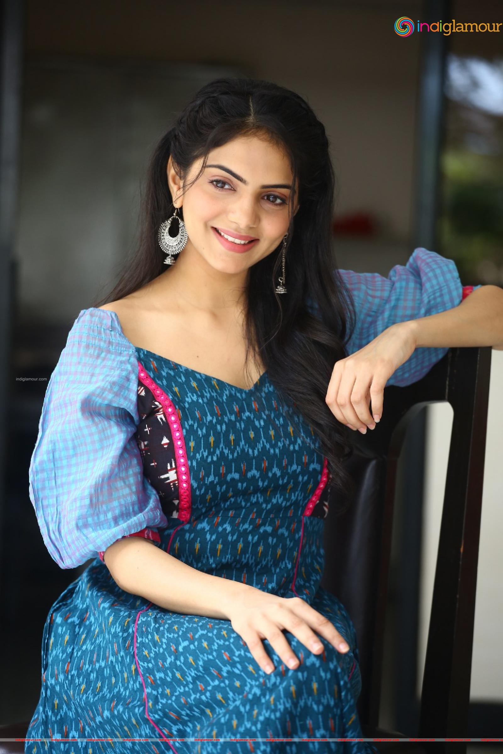 Misha Narang Actress hd photo
