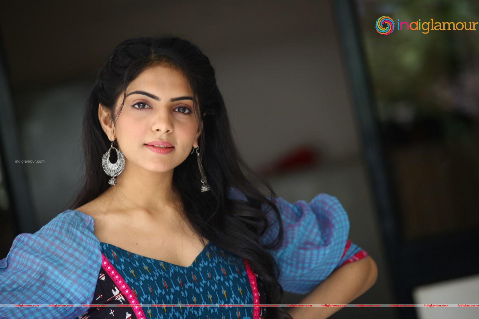 Misha Narang Actress hd photo