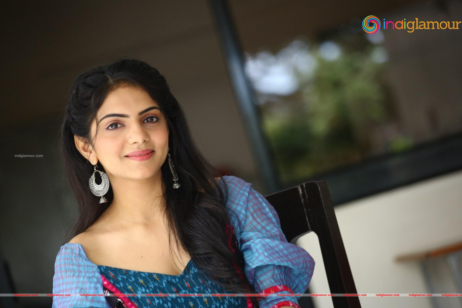 Misha Narang Actress hd photo