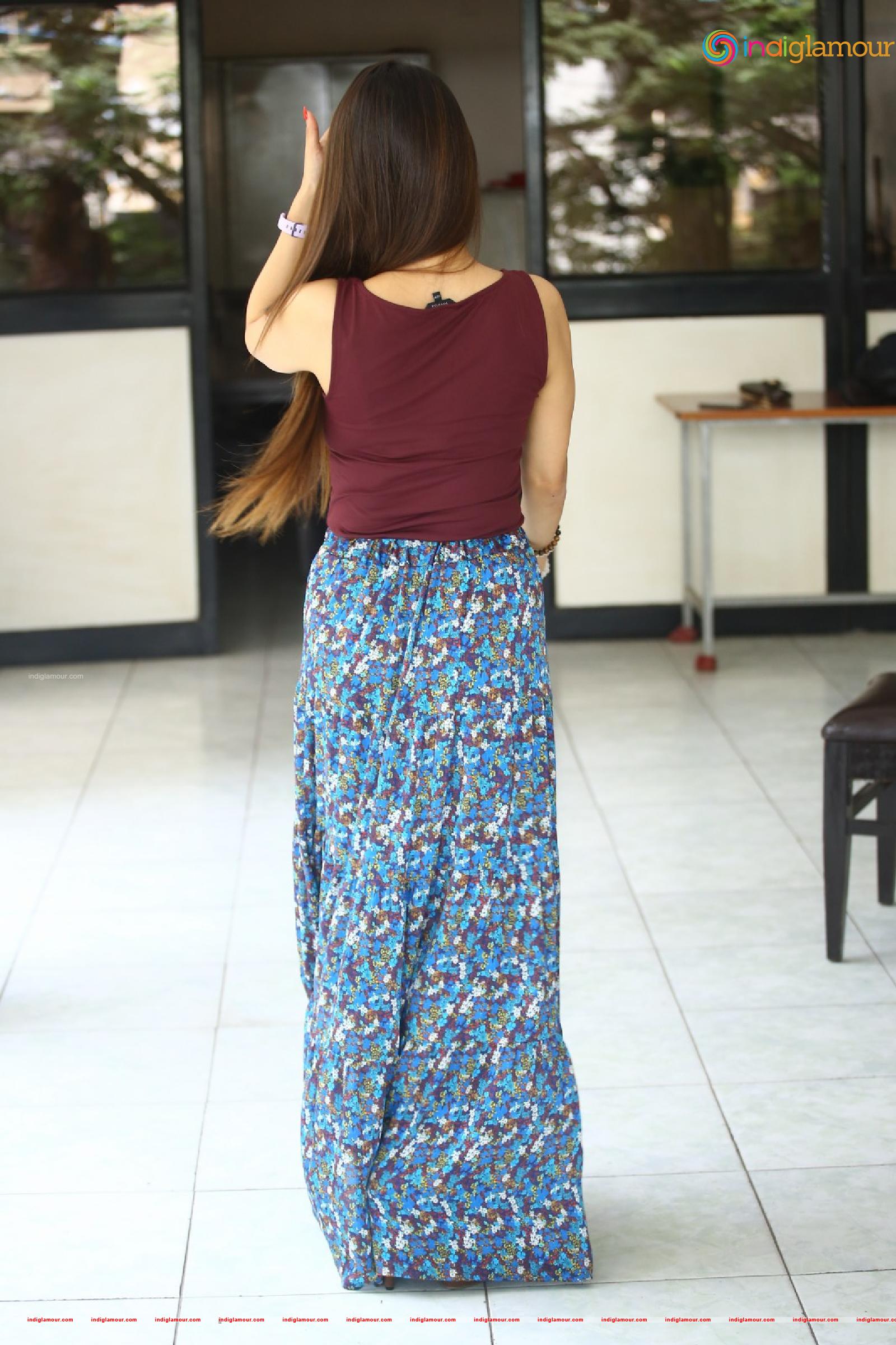 Nikkesha Actress hd photo