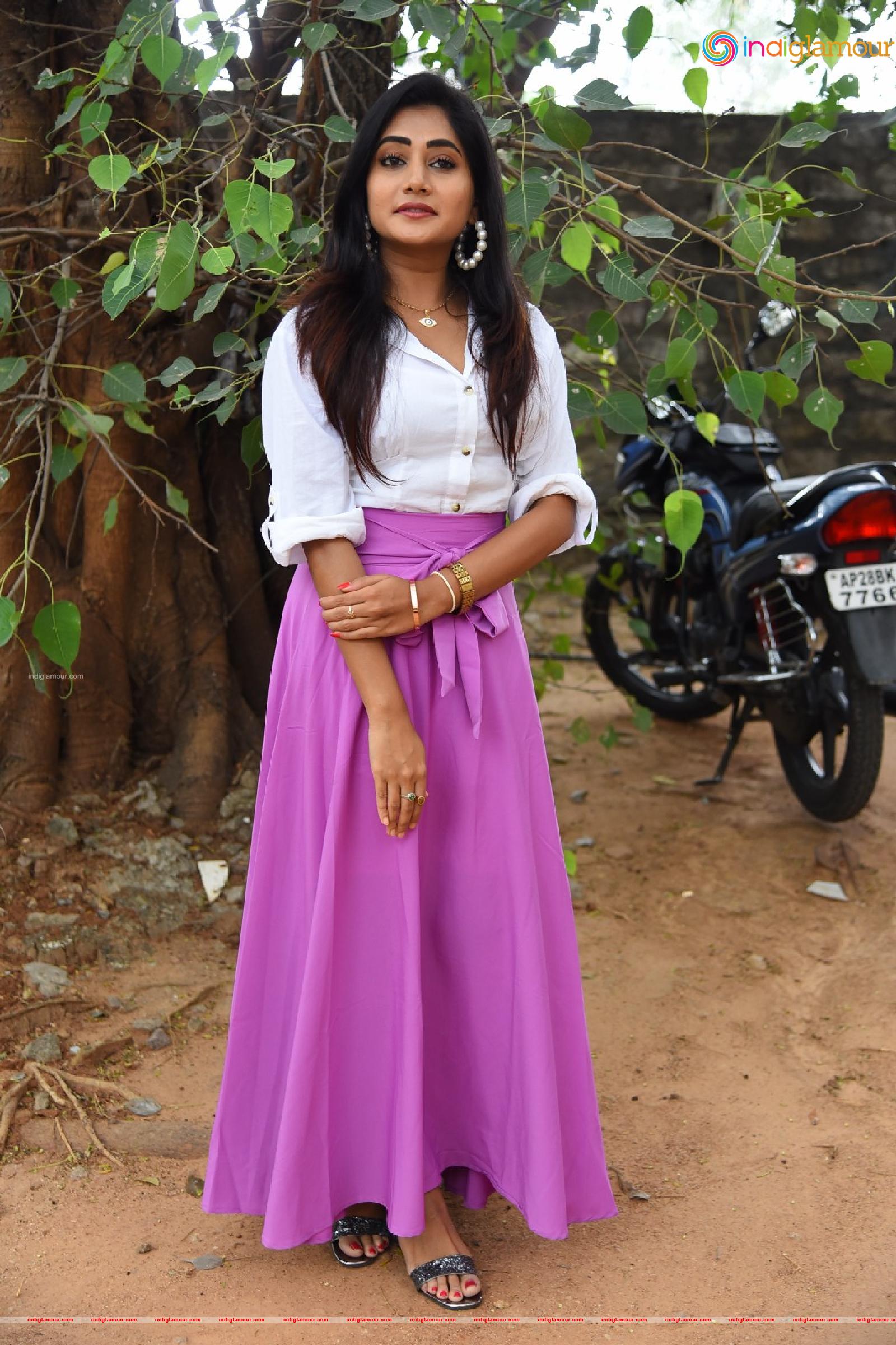 Vasanthi Actress hd photo
