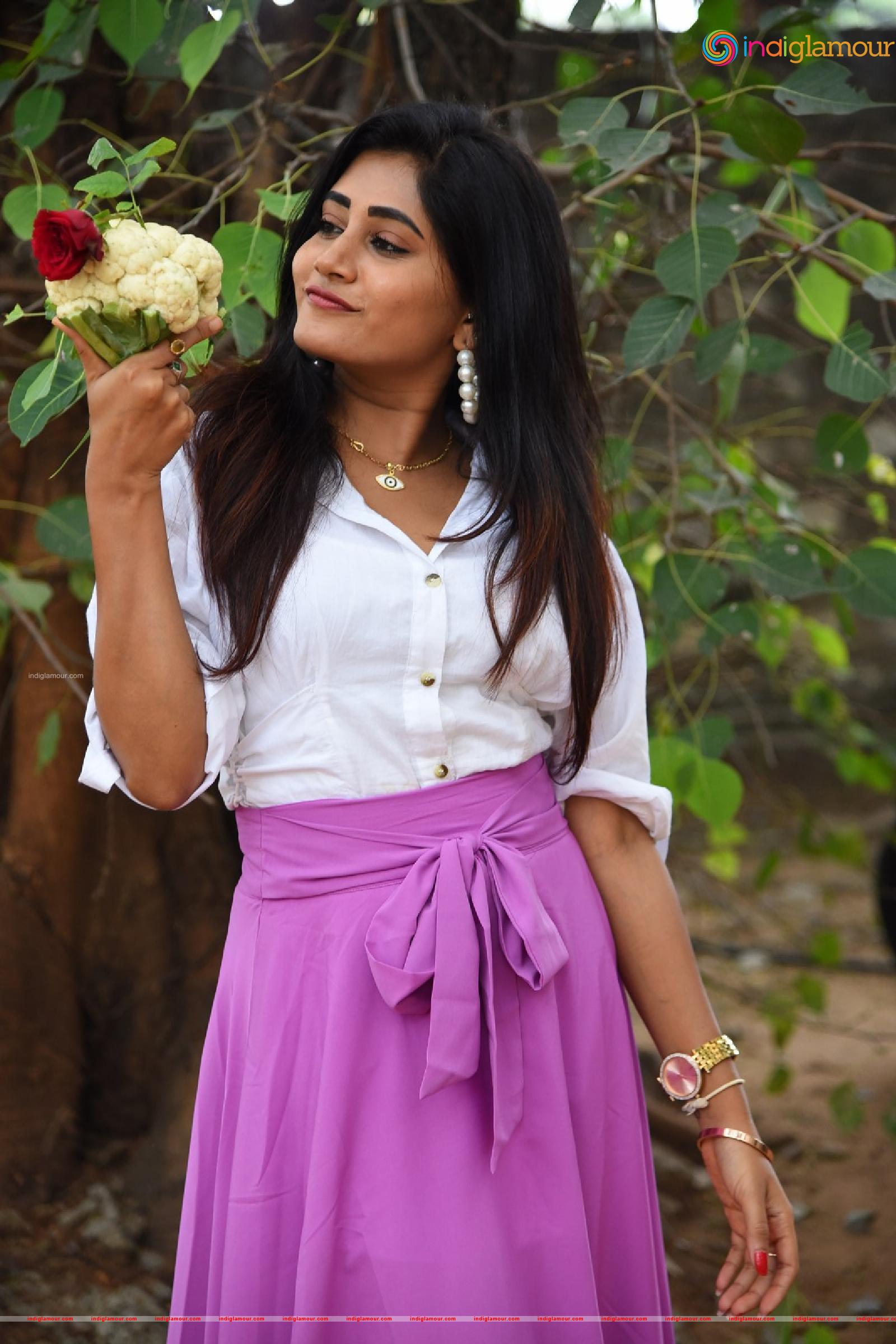 Vasanthi Actress hd photo
