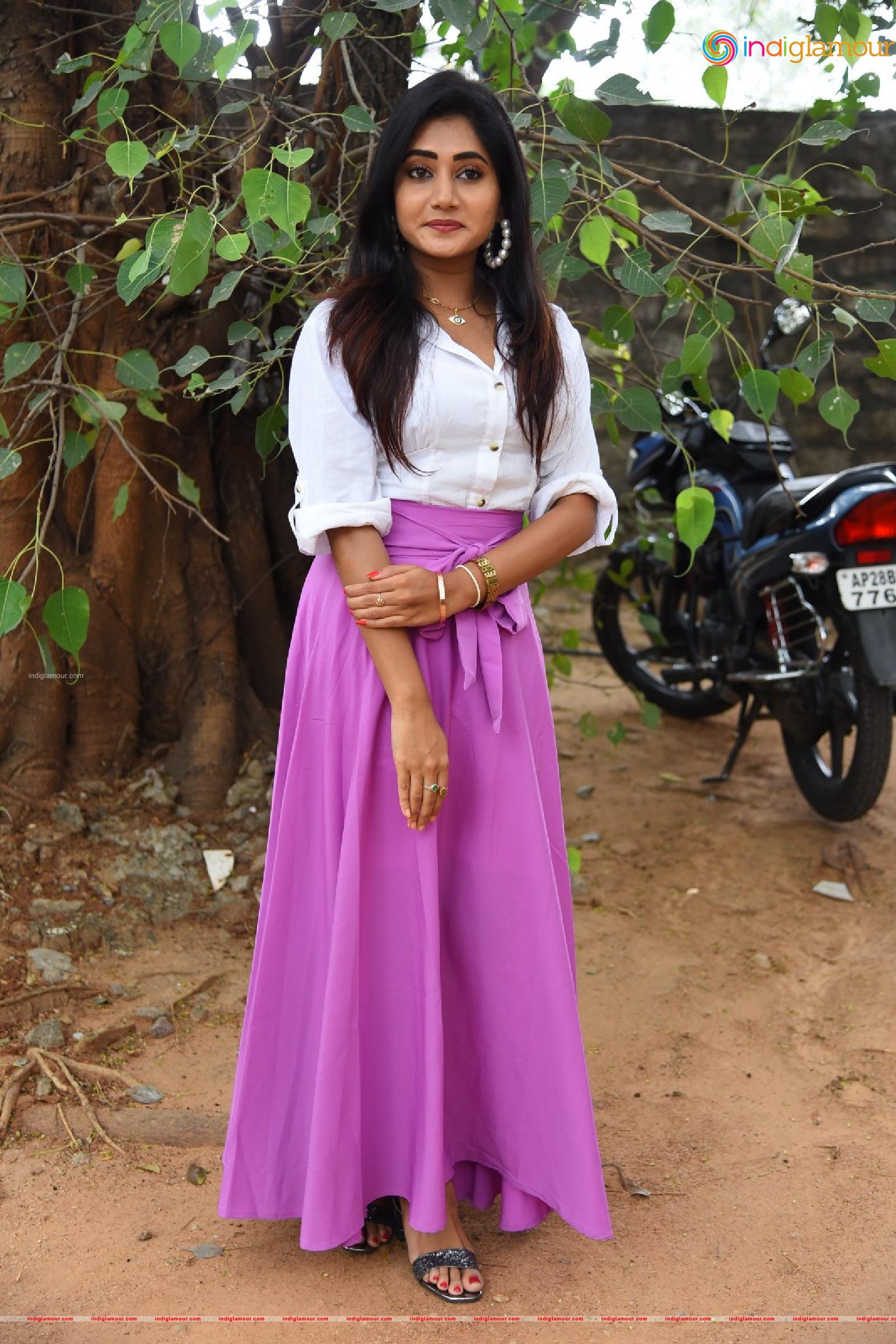 Vasanthi Actress hd photo