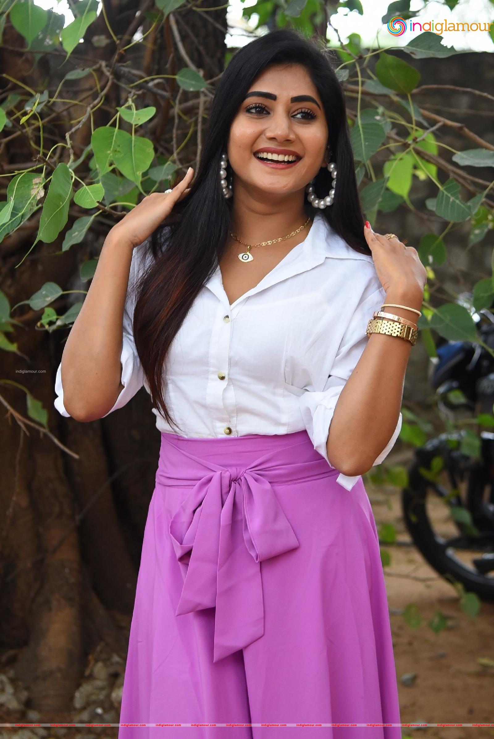 Vasanthi Actress hd photo