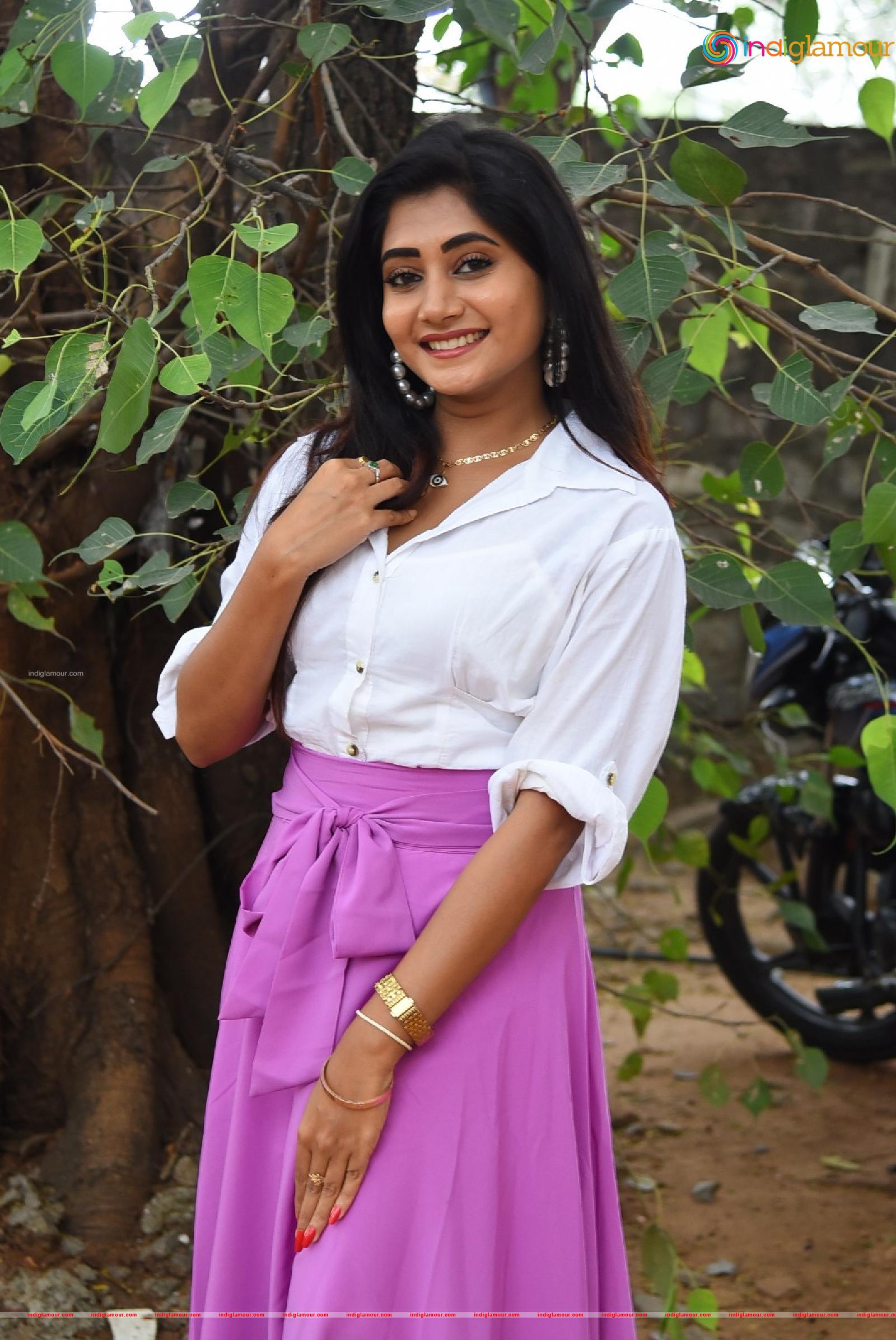 Vasanthi Actress hd photo
