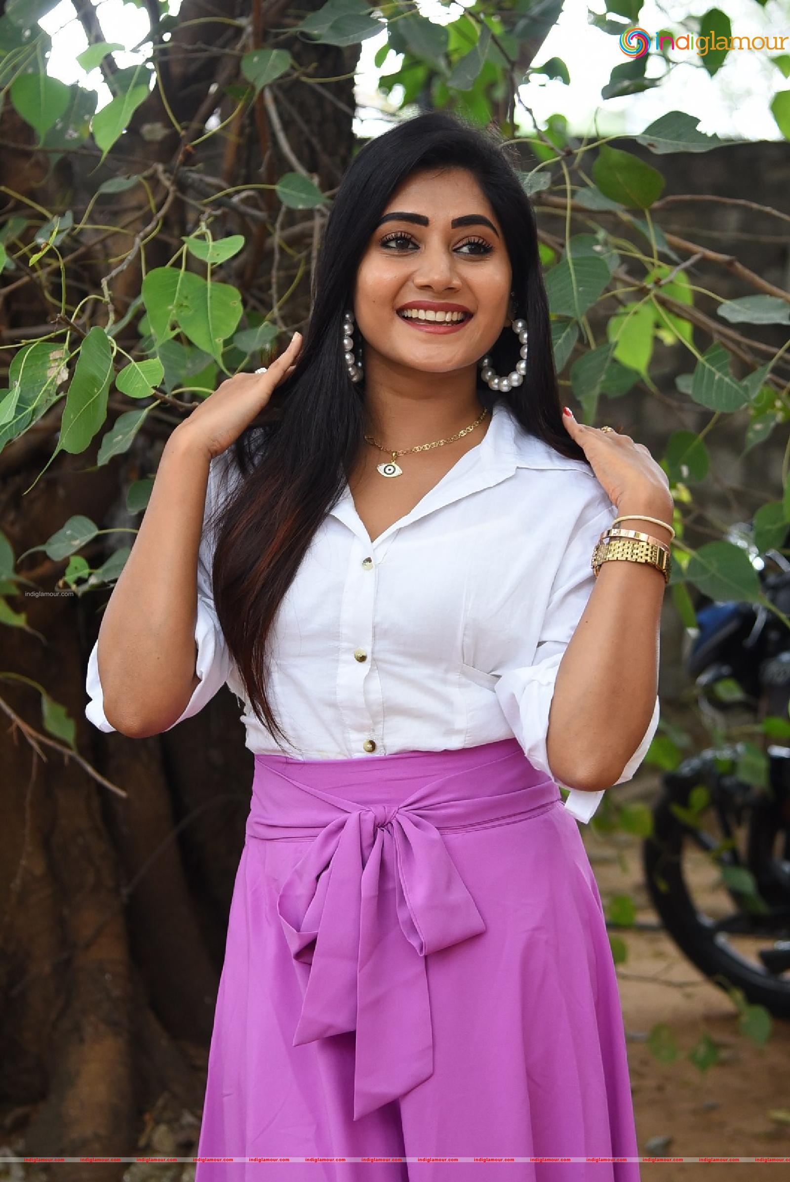 Vasanthi Actress hd photo