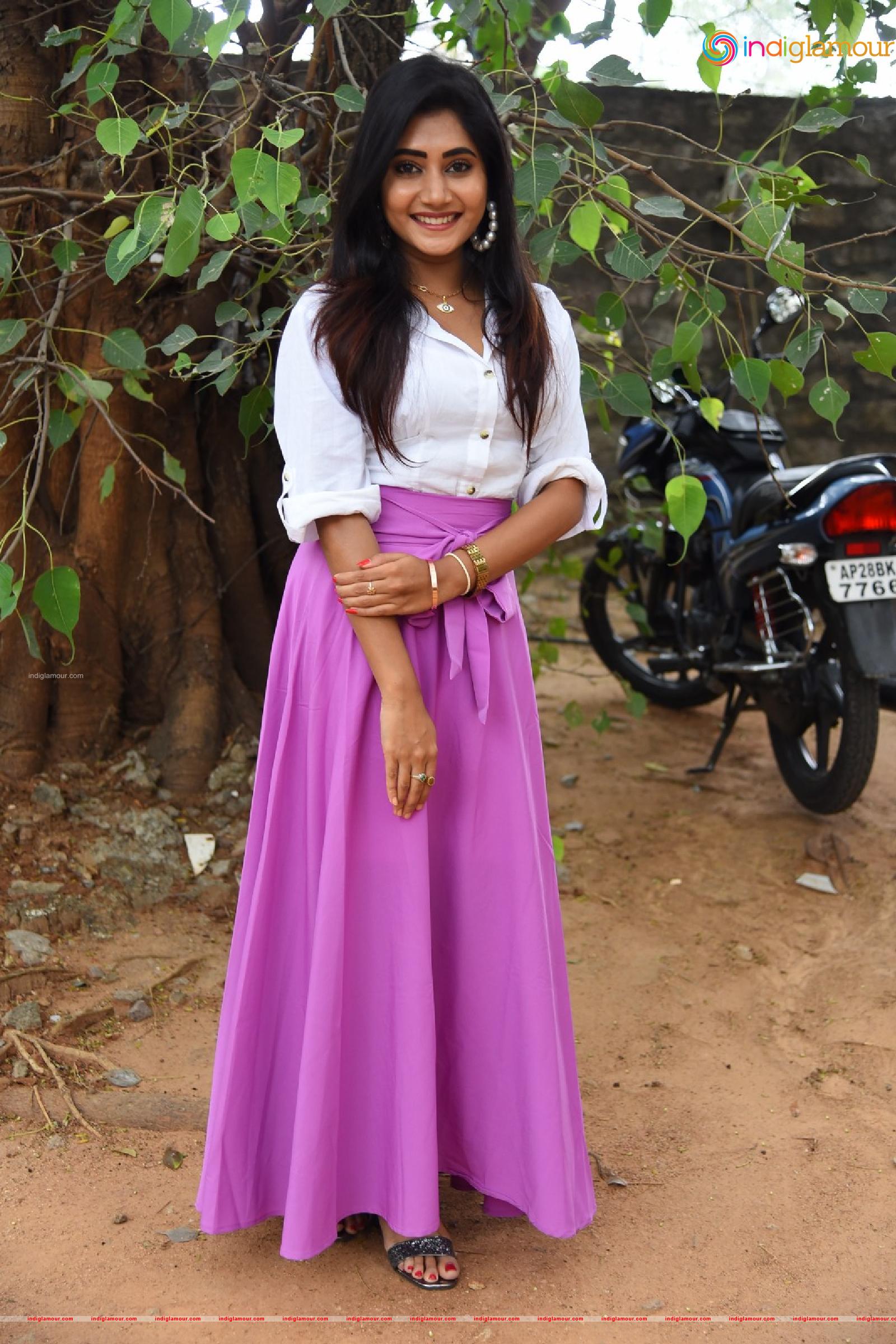 Vasanthi Actress hd photo
