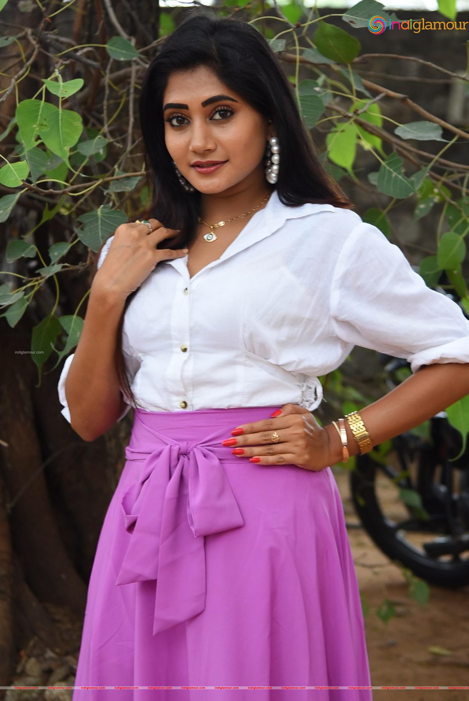 Vasanthi Actress hd photo