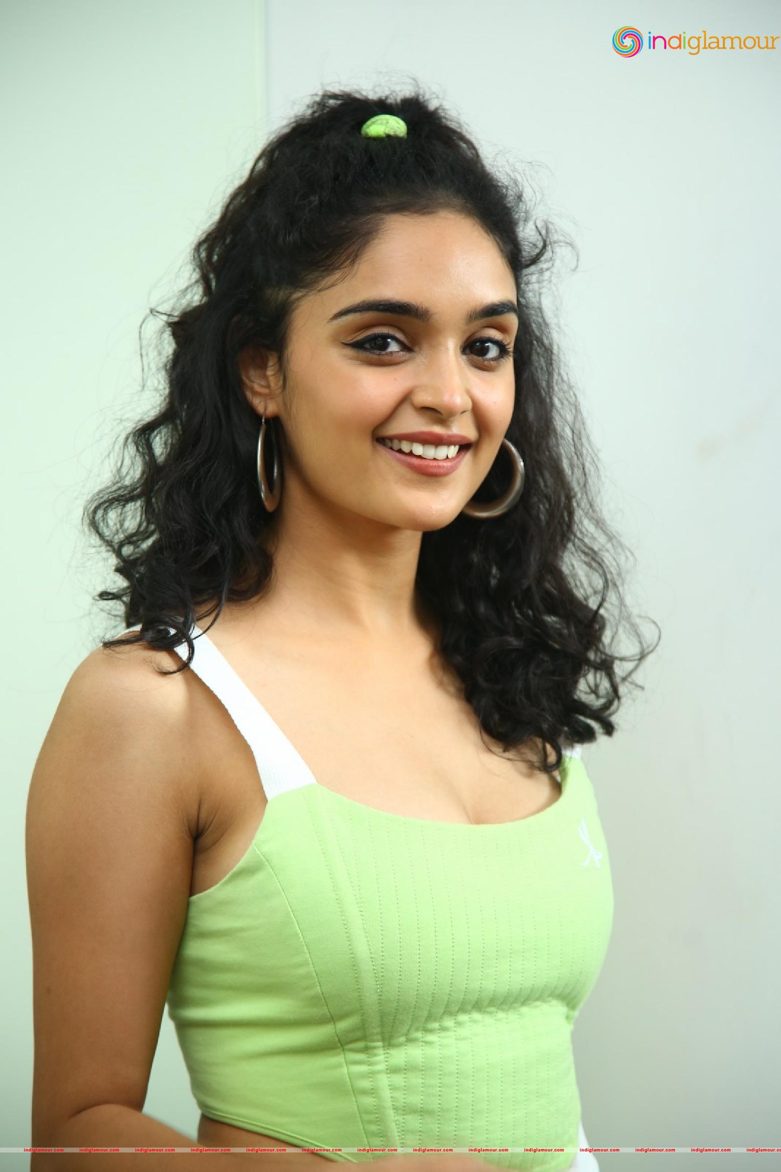 Kashish Khan Actress hd photo