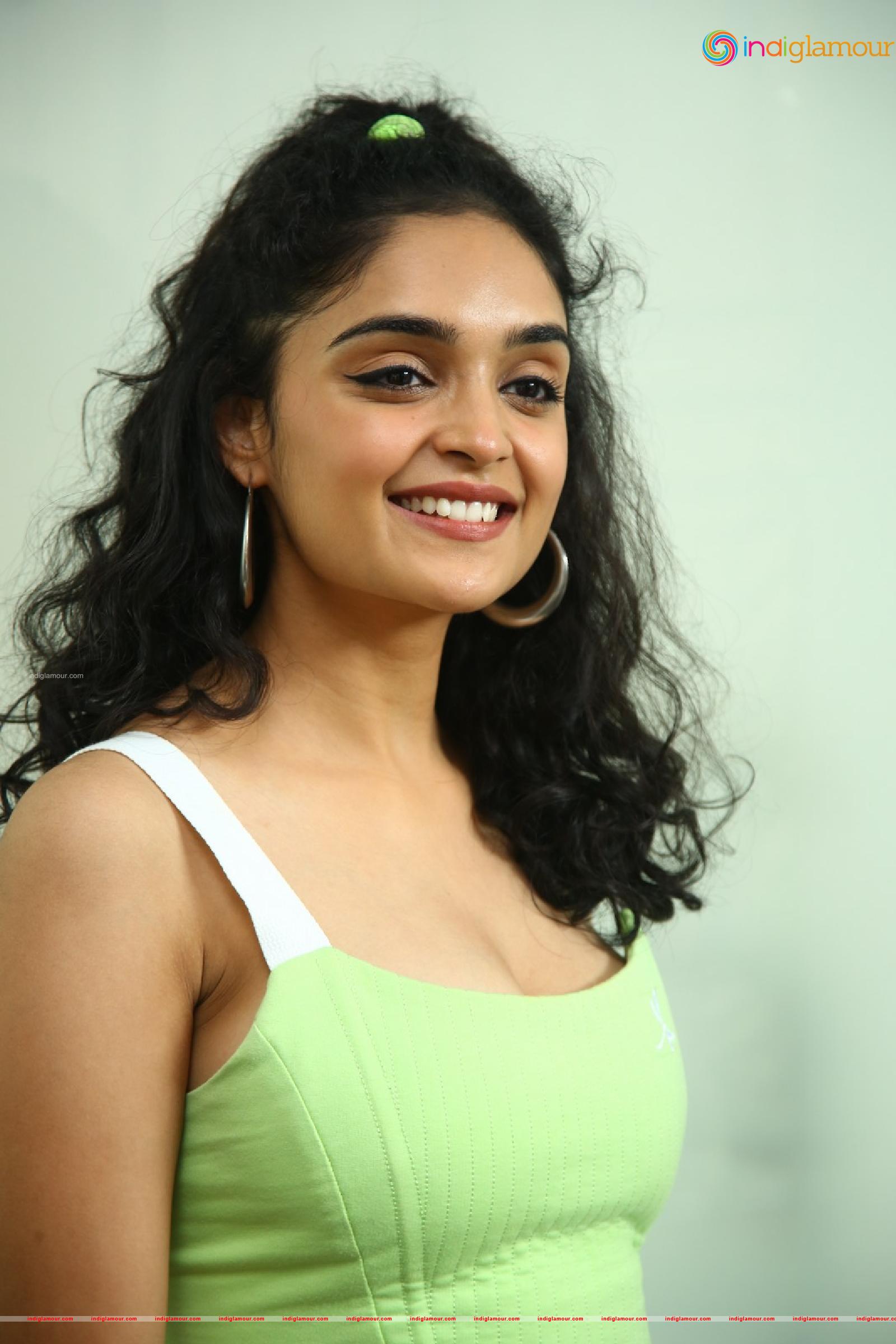 Kashish Khan Actress hd photo
