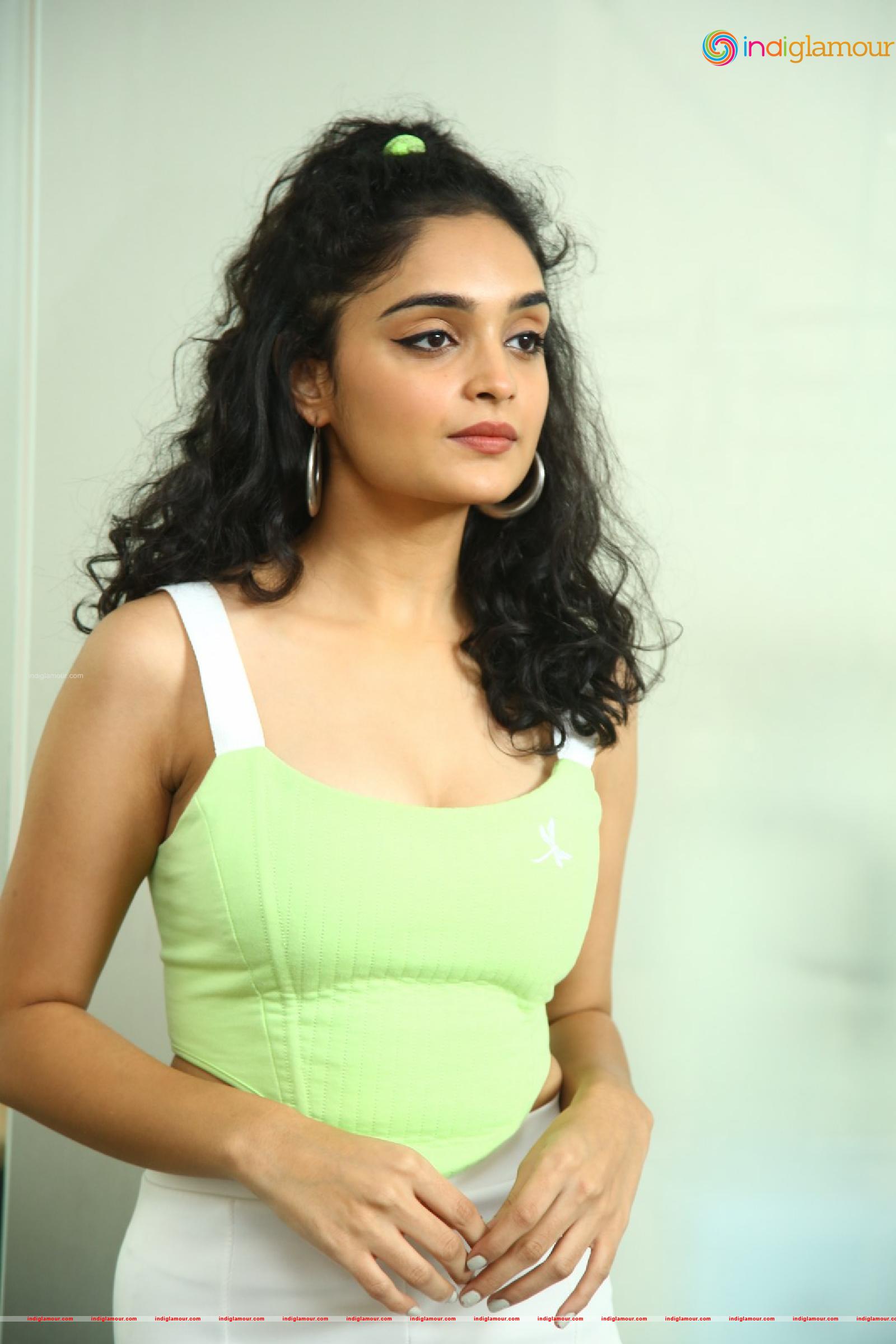 Kashish Khan Actress hd photo
