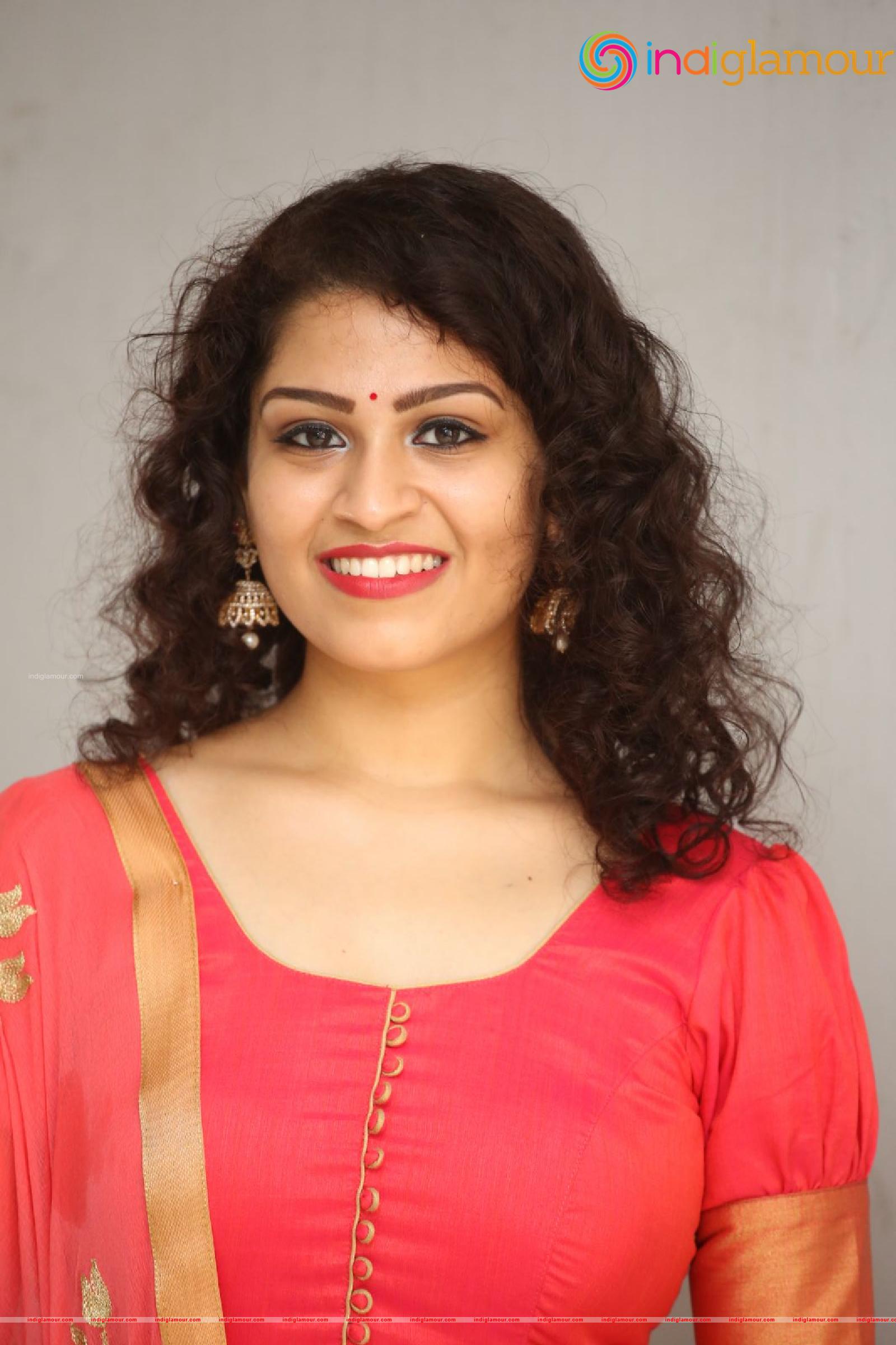 Sai Keerthana Swargam Actress hd photo