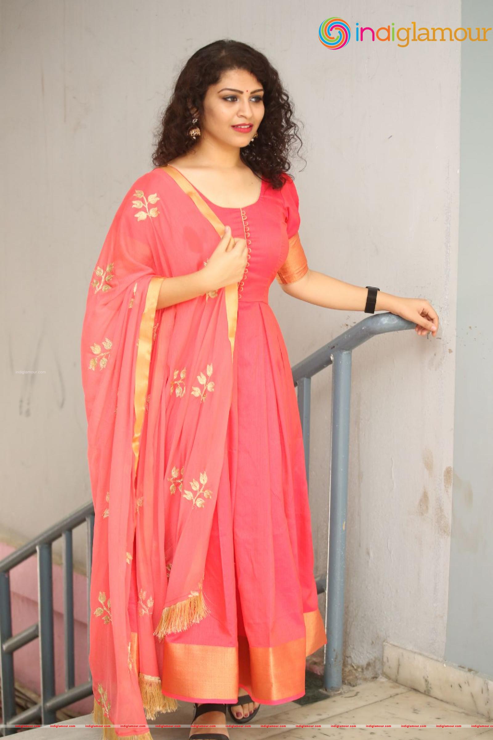 Sai Keerthana Swargam Actress hd photo