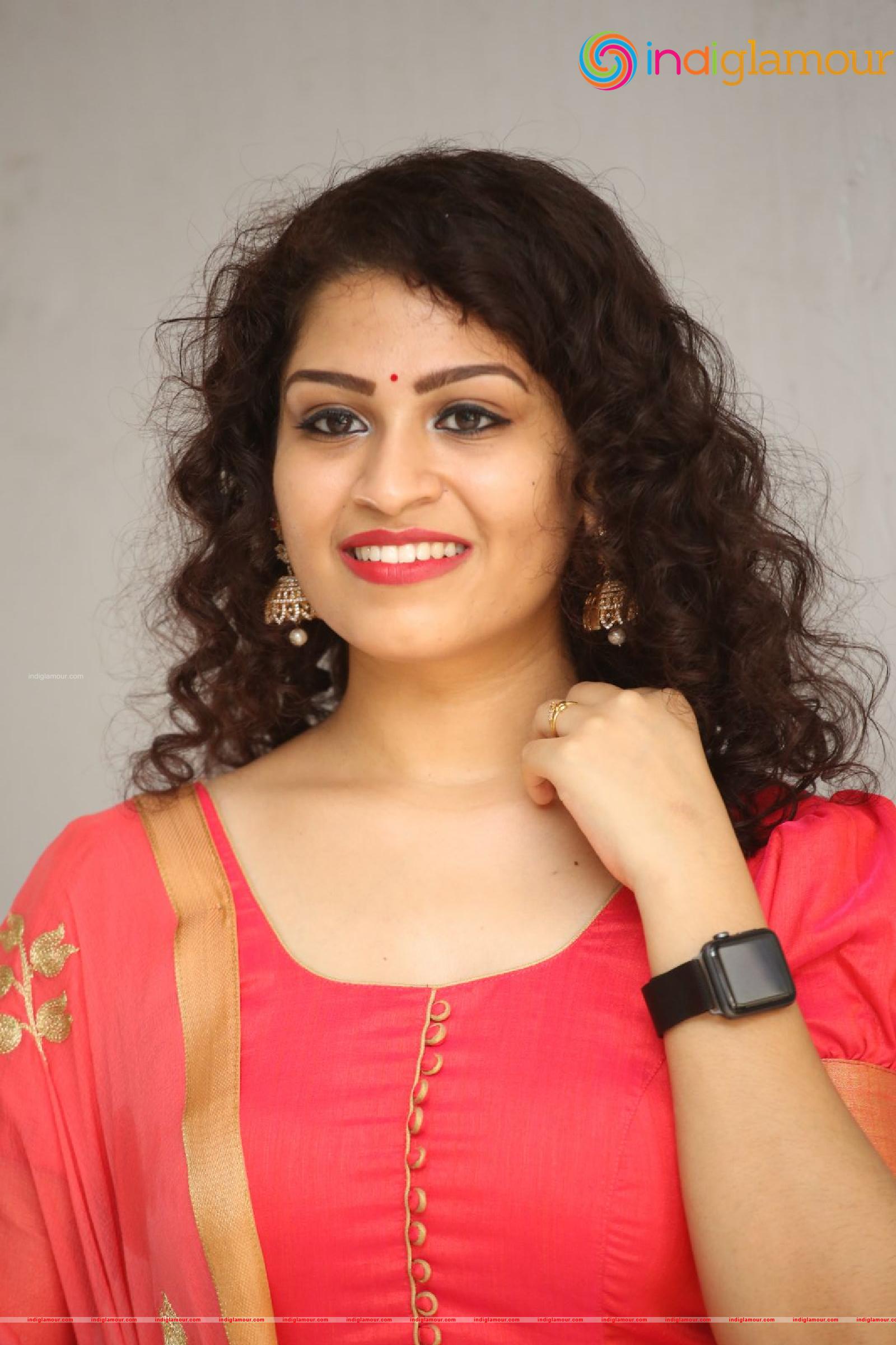 Sai Keerthana Swargam Actress hd photo
