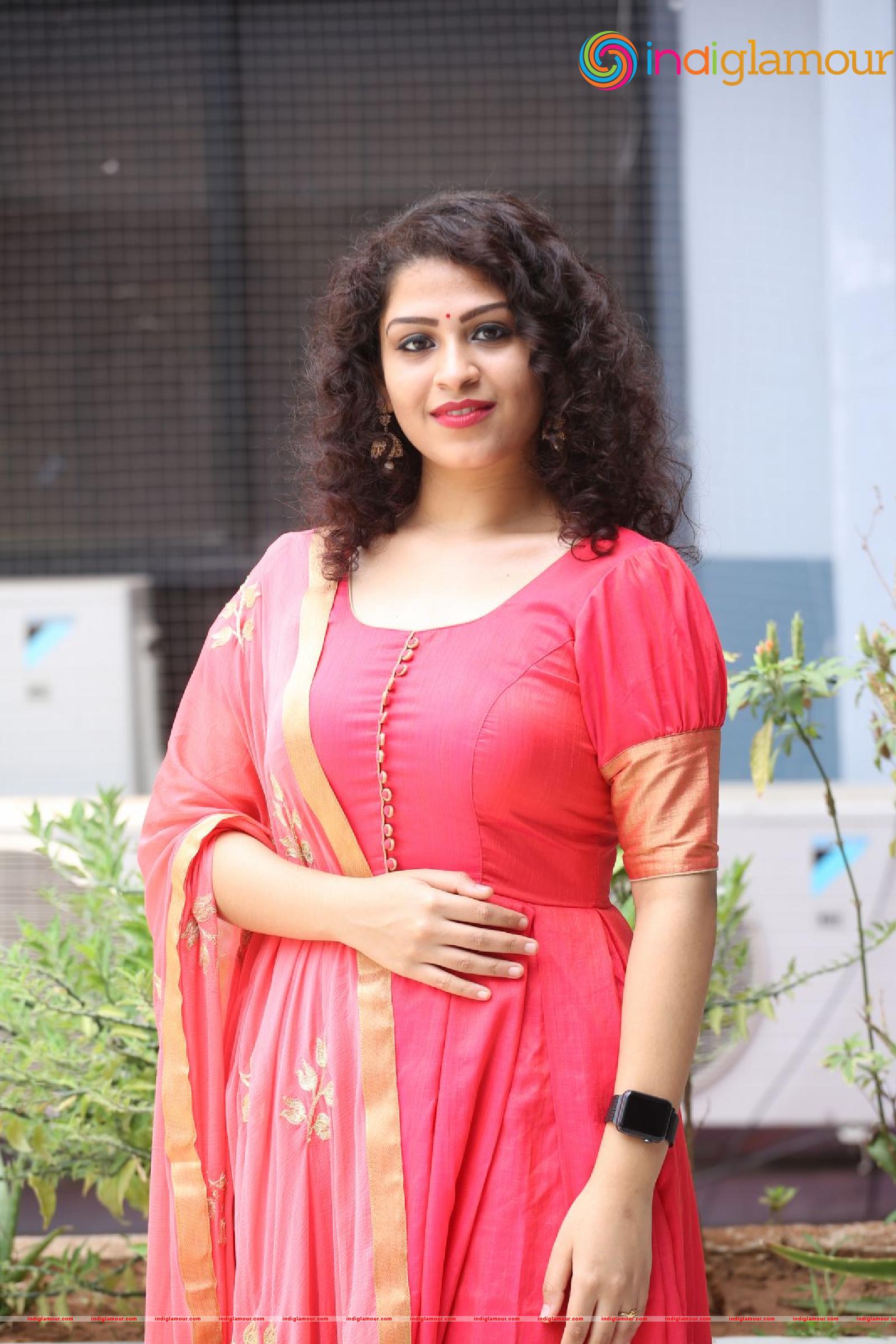 Sai Keerthana Swargam Actress hd photo