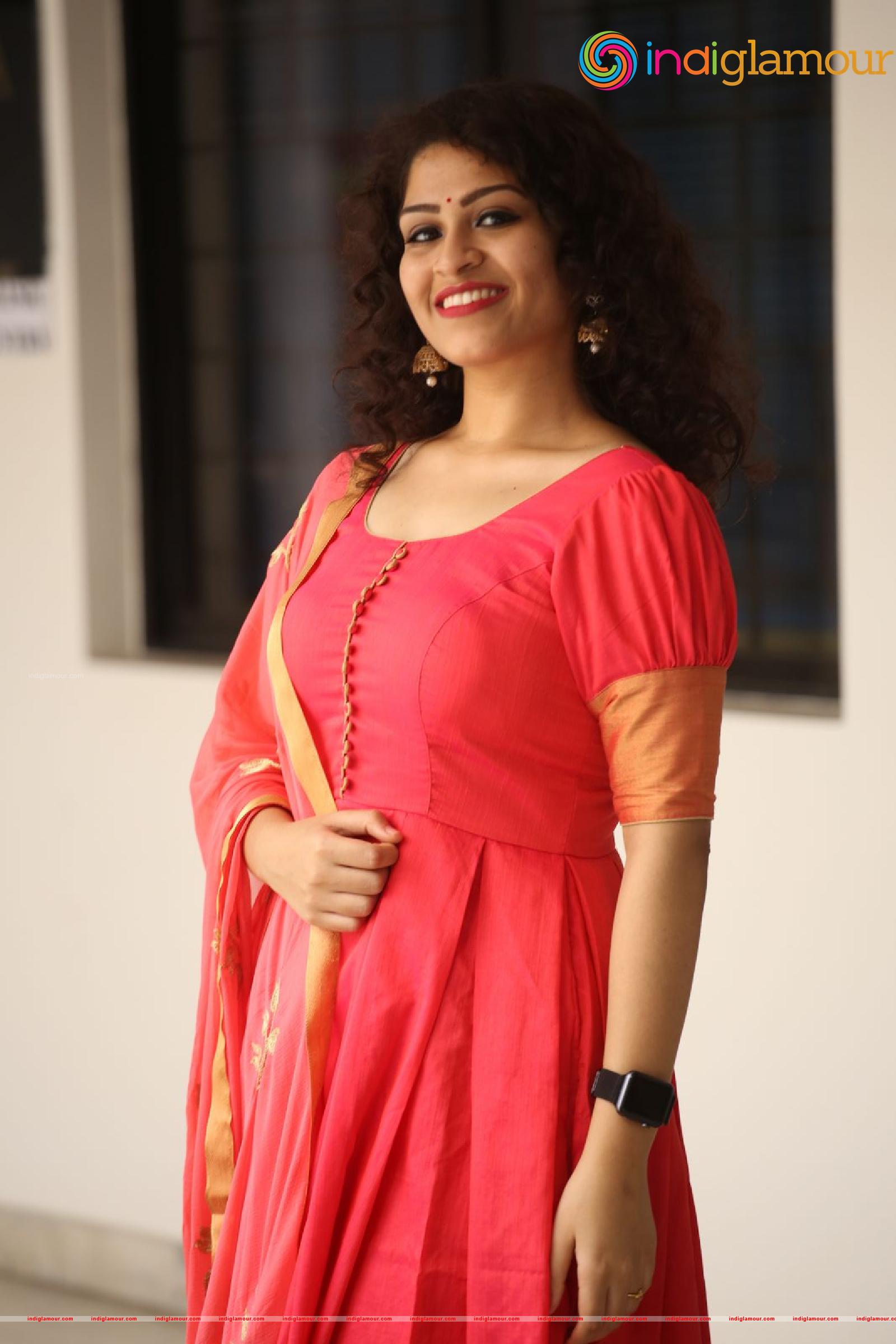 Sai Keerthana Swargam Actress hd photo