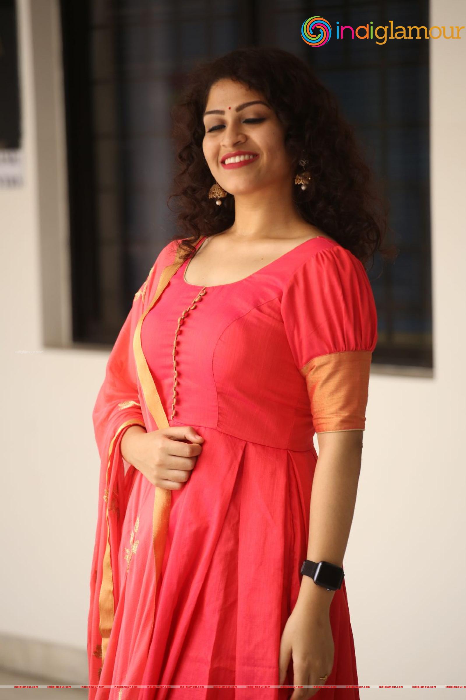 Sai Keerthana Swargam Actress hd photo