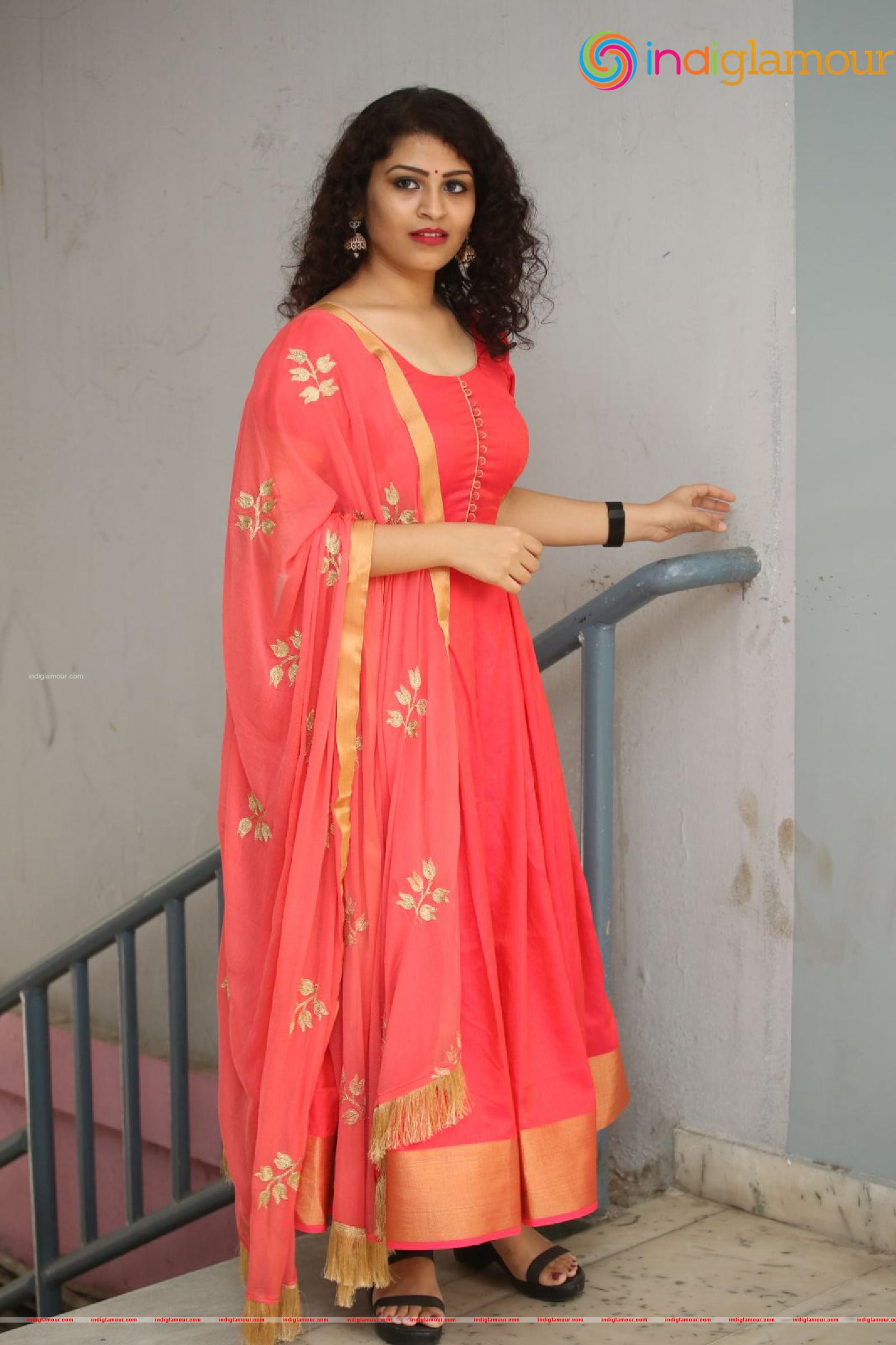 Sai Keerthana Swargam Actress hd photo