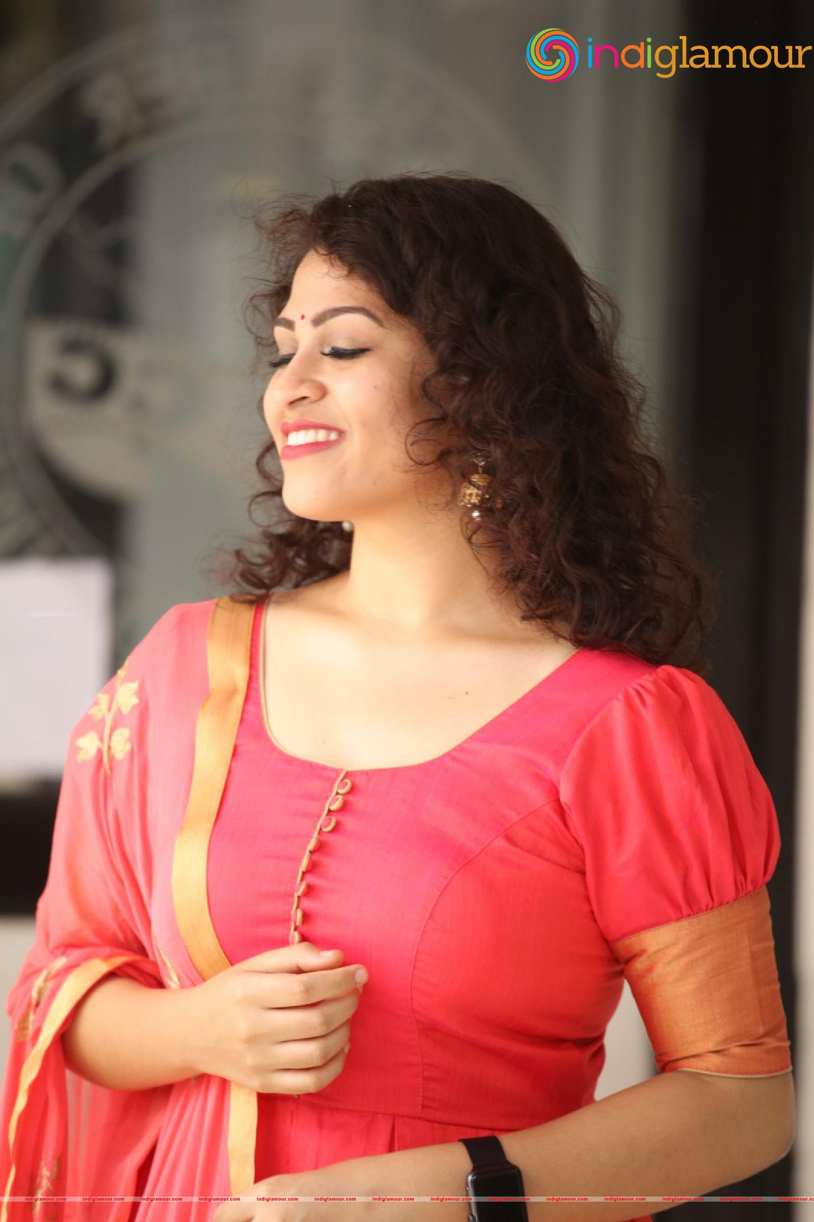 Sai Keerthana Swargam Actress hd photo