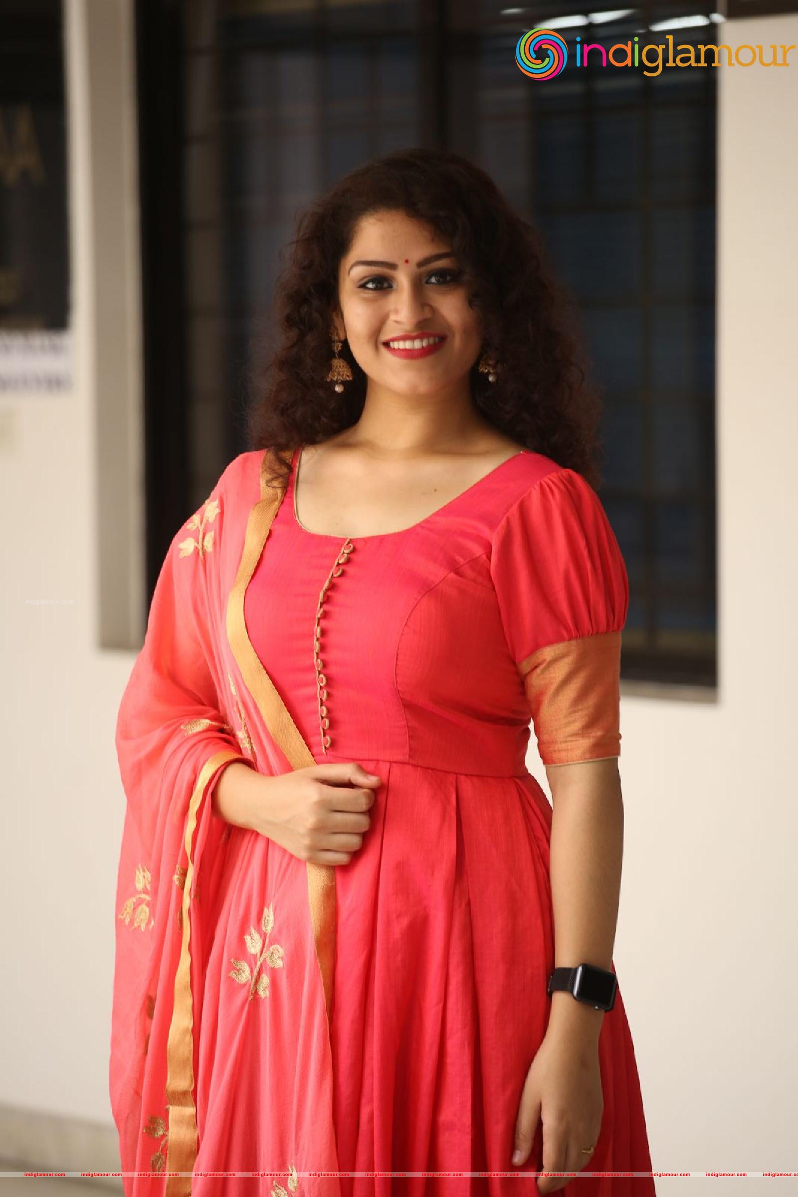 Sai Keerthana Swargam Actress hd photo