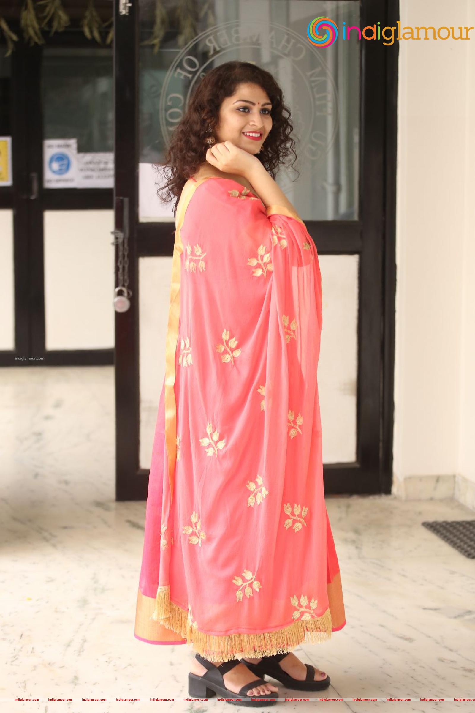 Sai Keerthana Swargam Actress hd photo