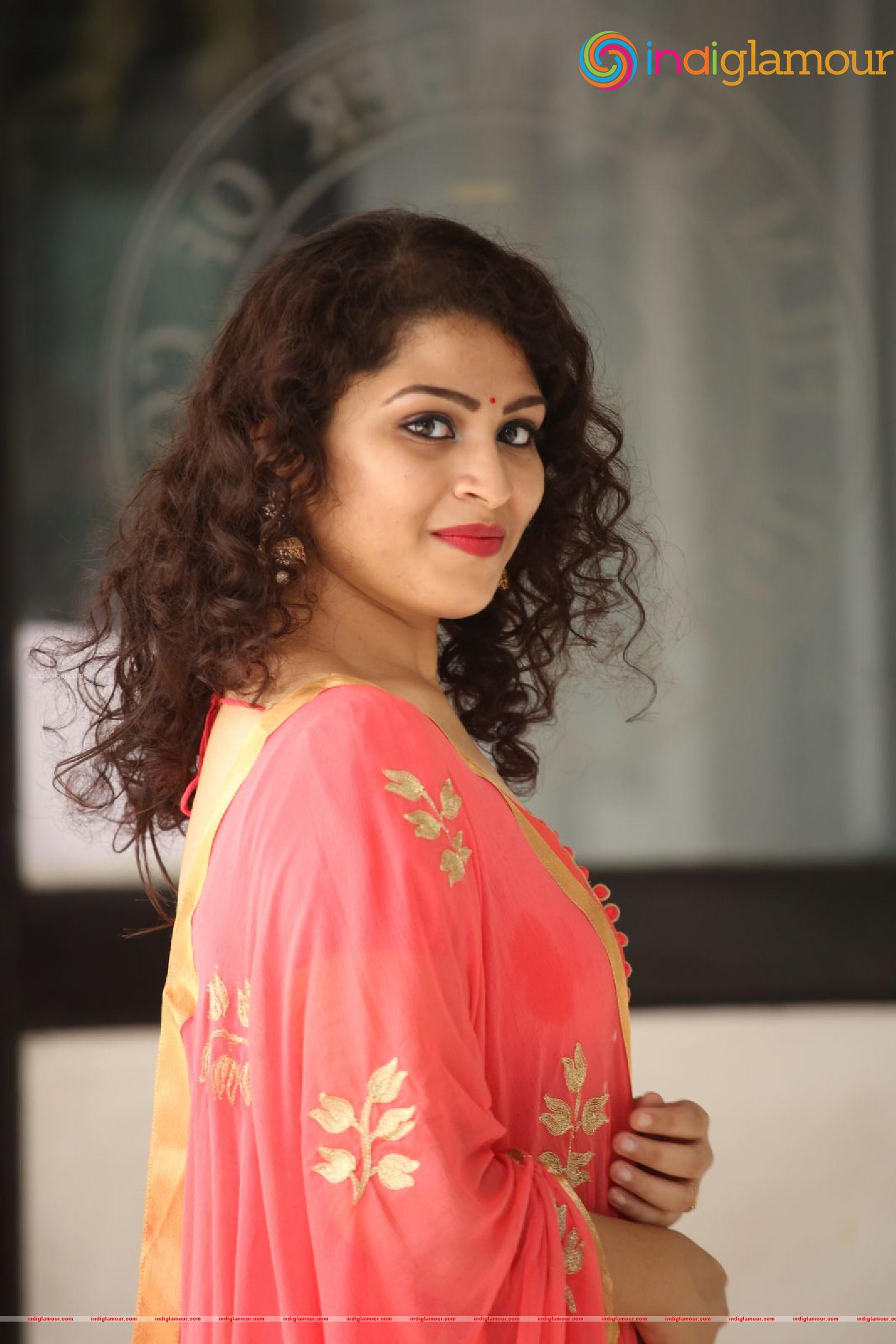 Sai Keerthana Swargam Actress hd photo