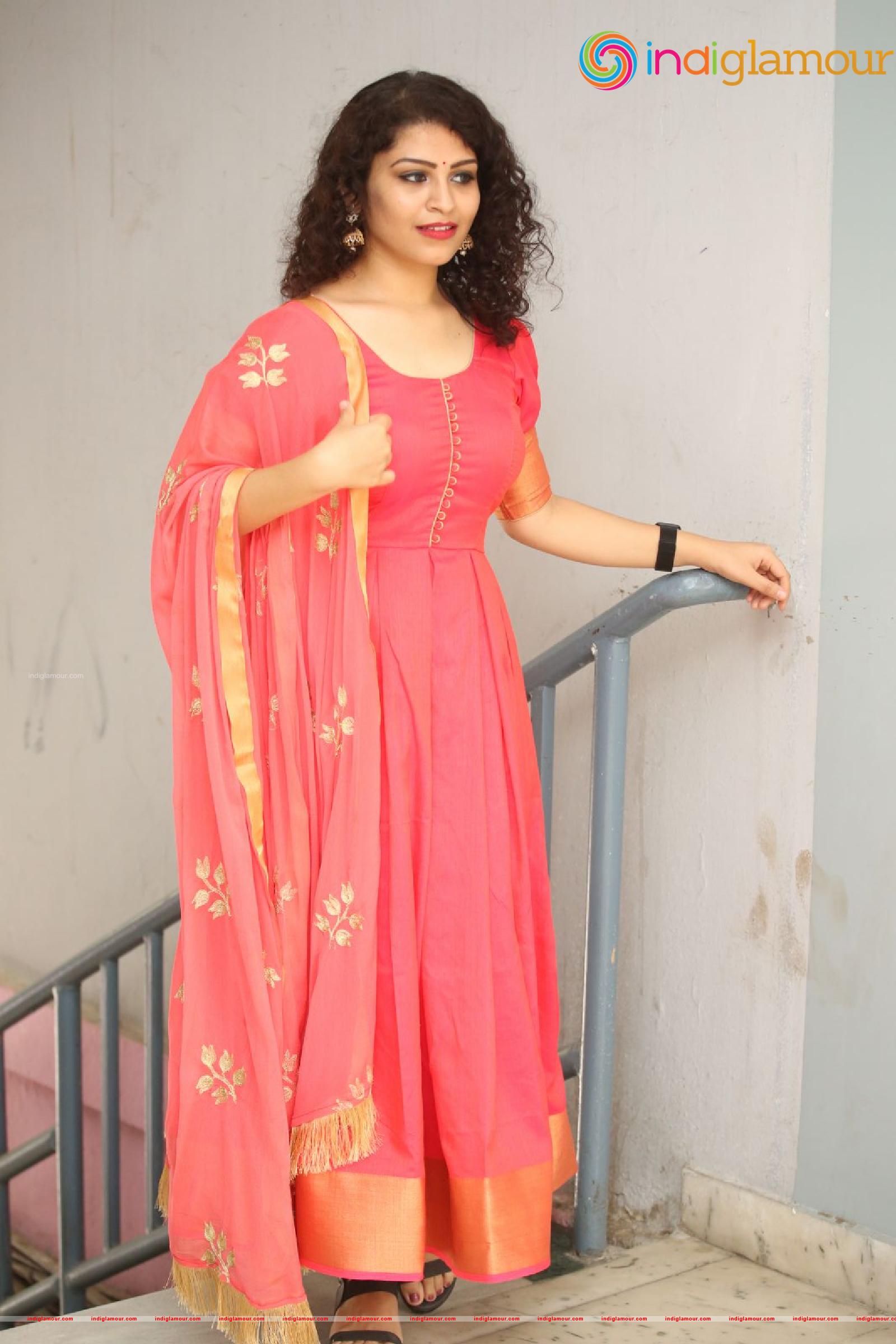 Sai Keerthana Swargam Actress hd photo