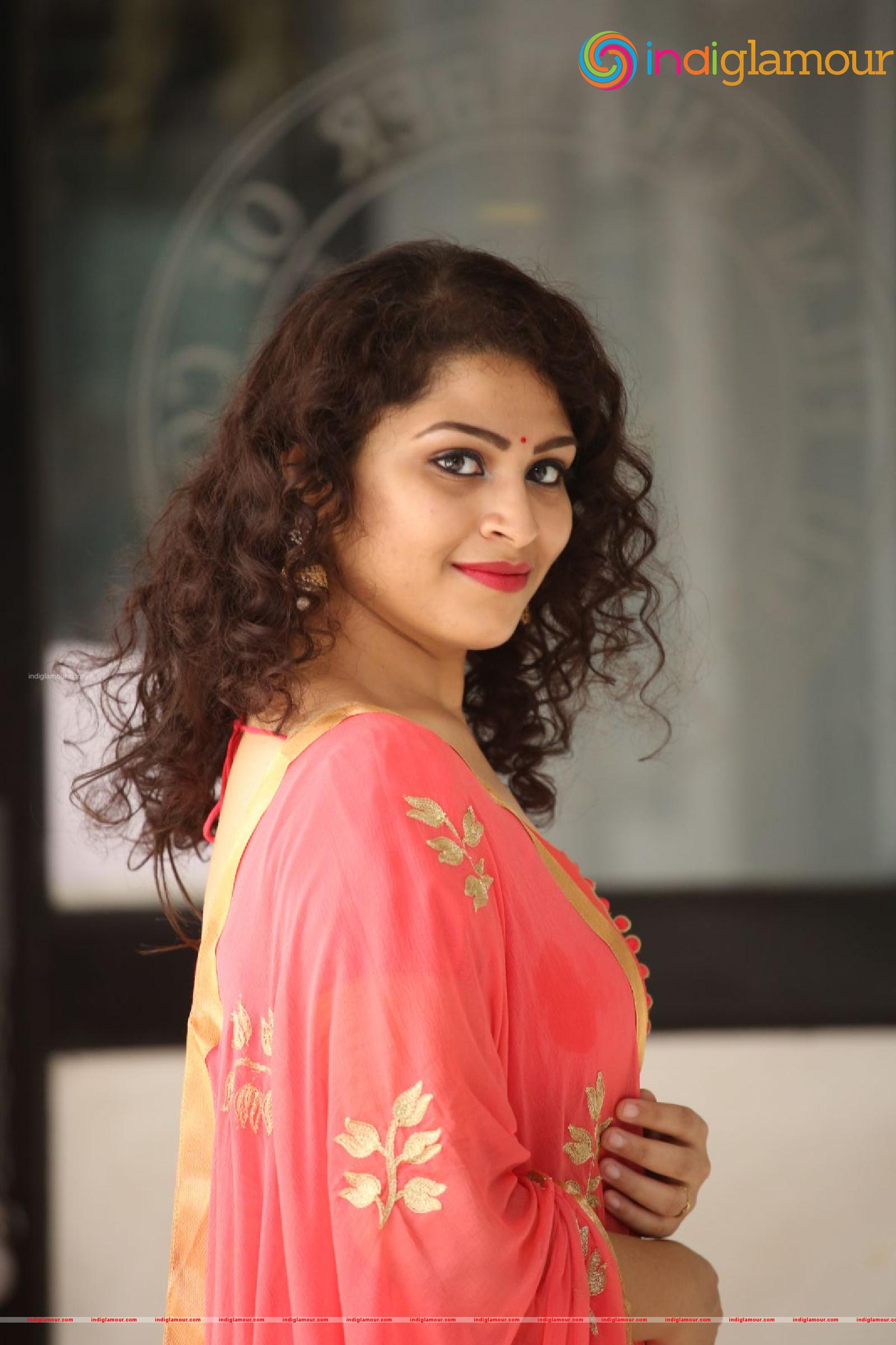 Sai Keerthana Swargam Actress hd photo