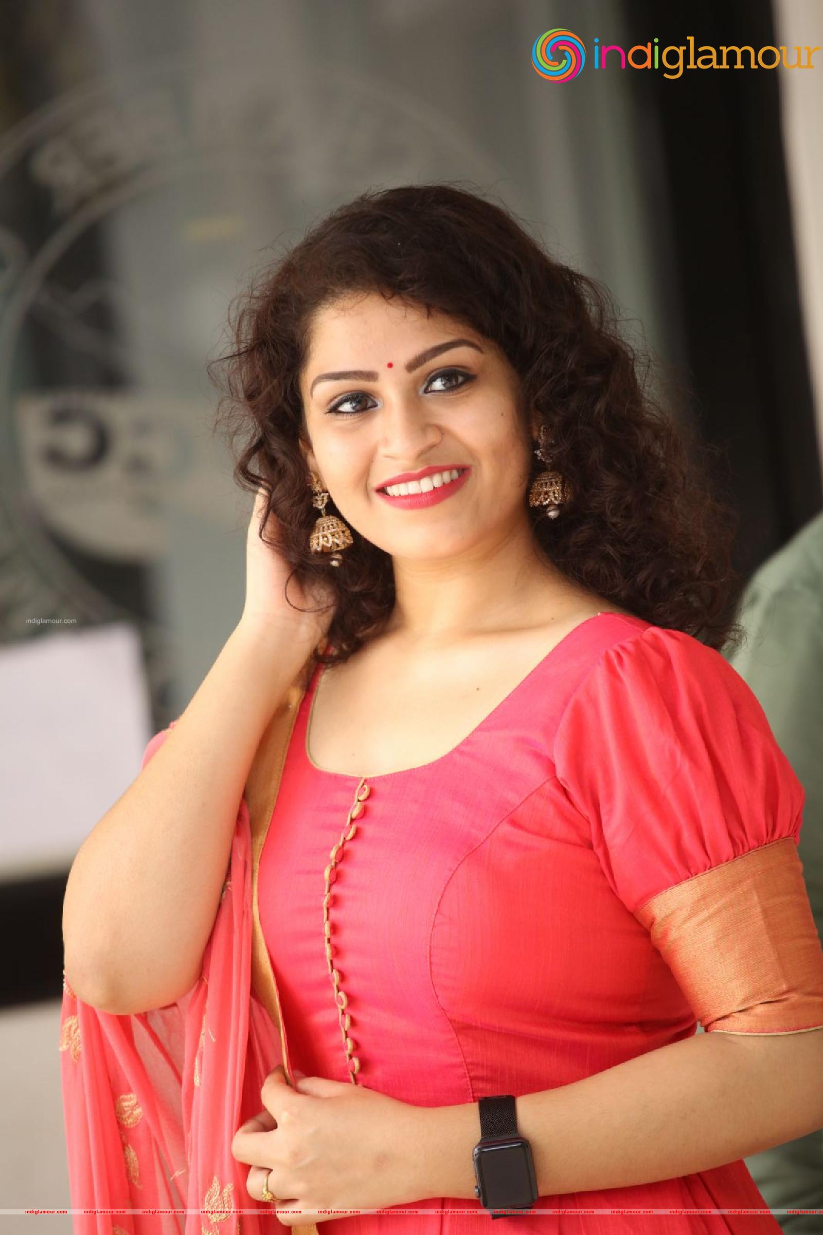 Sai Keerthana Swargam Actress hd photo