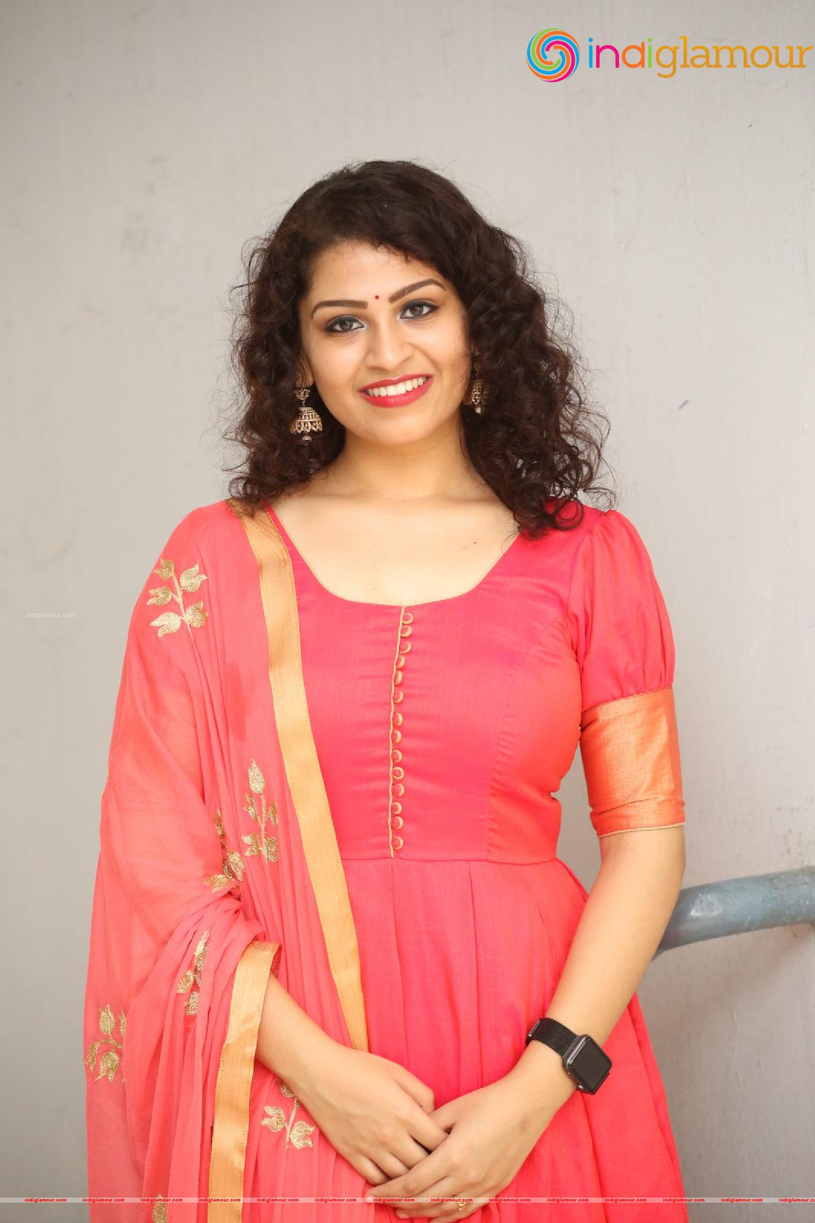 Sai Keerthana Swargam Actress hd photo