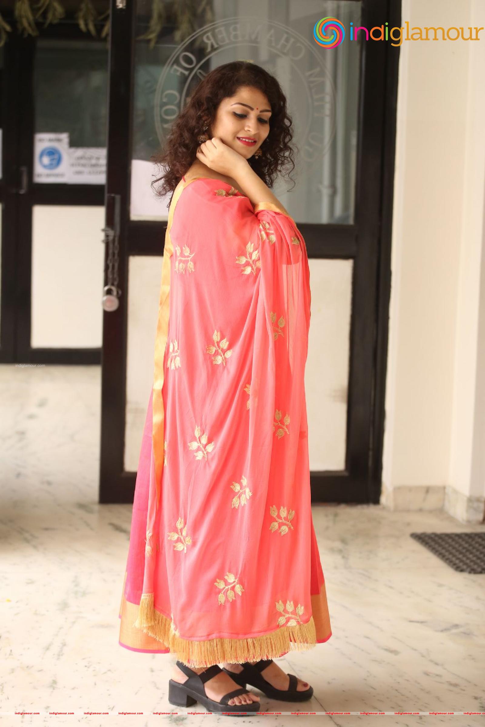 Sai Keerthana Swargam Actress hd photo