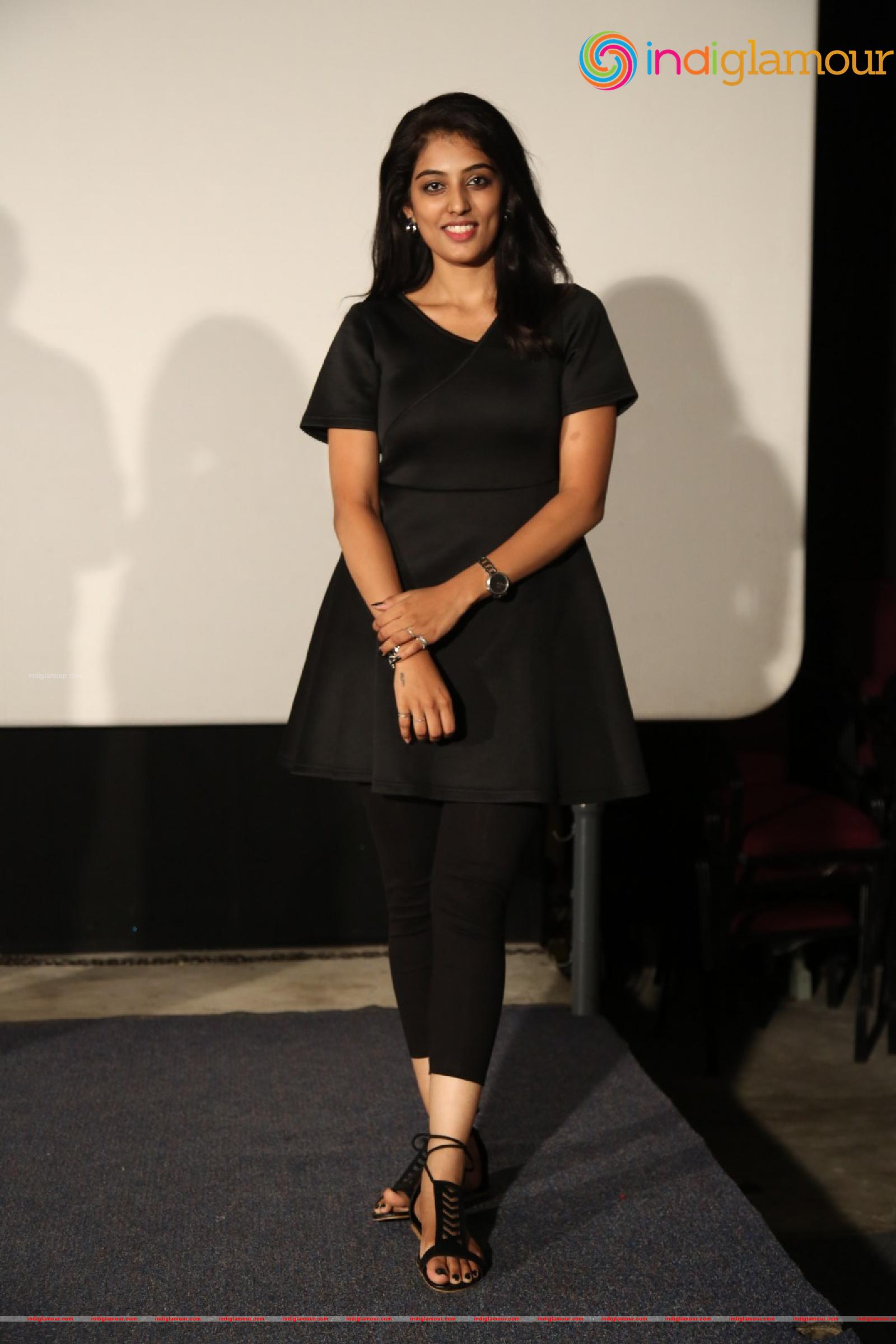 Yasvika Nishkala Actress hd photo